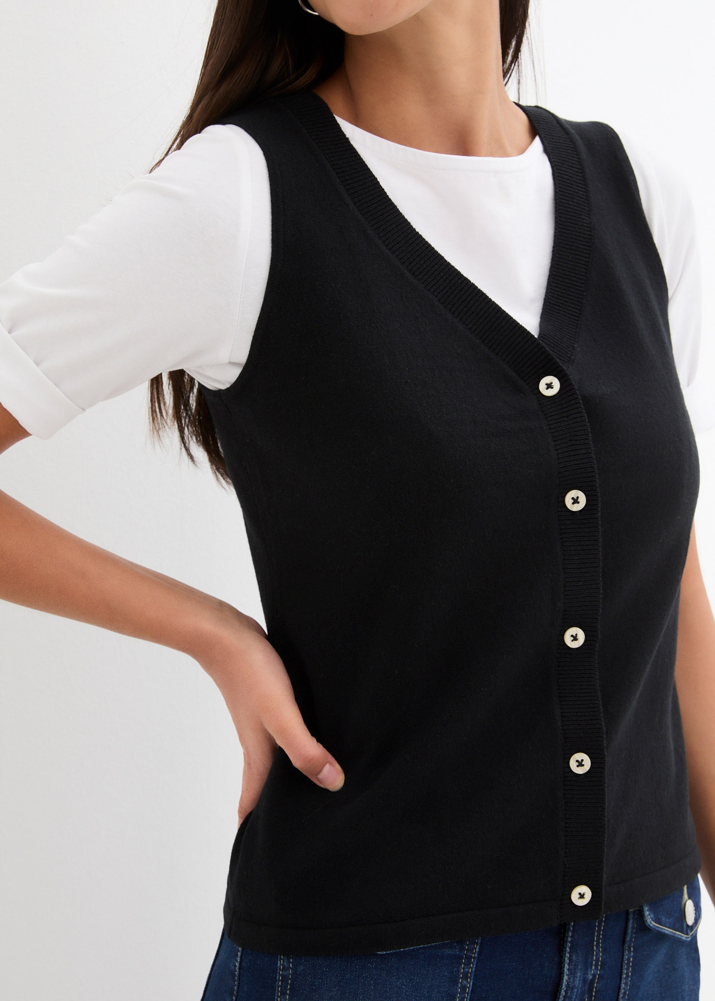 bonprix Strickweste »Feinstrick-Weste mit Knöpfen«, Feinstrick-Weste mit Knöpfen
