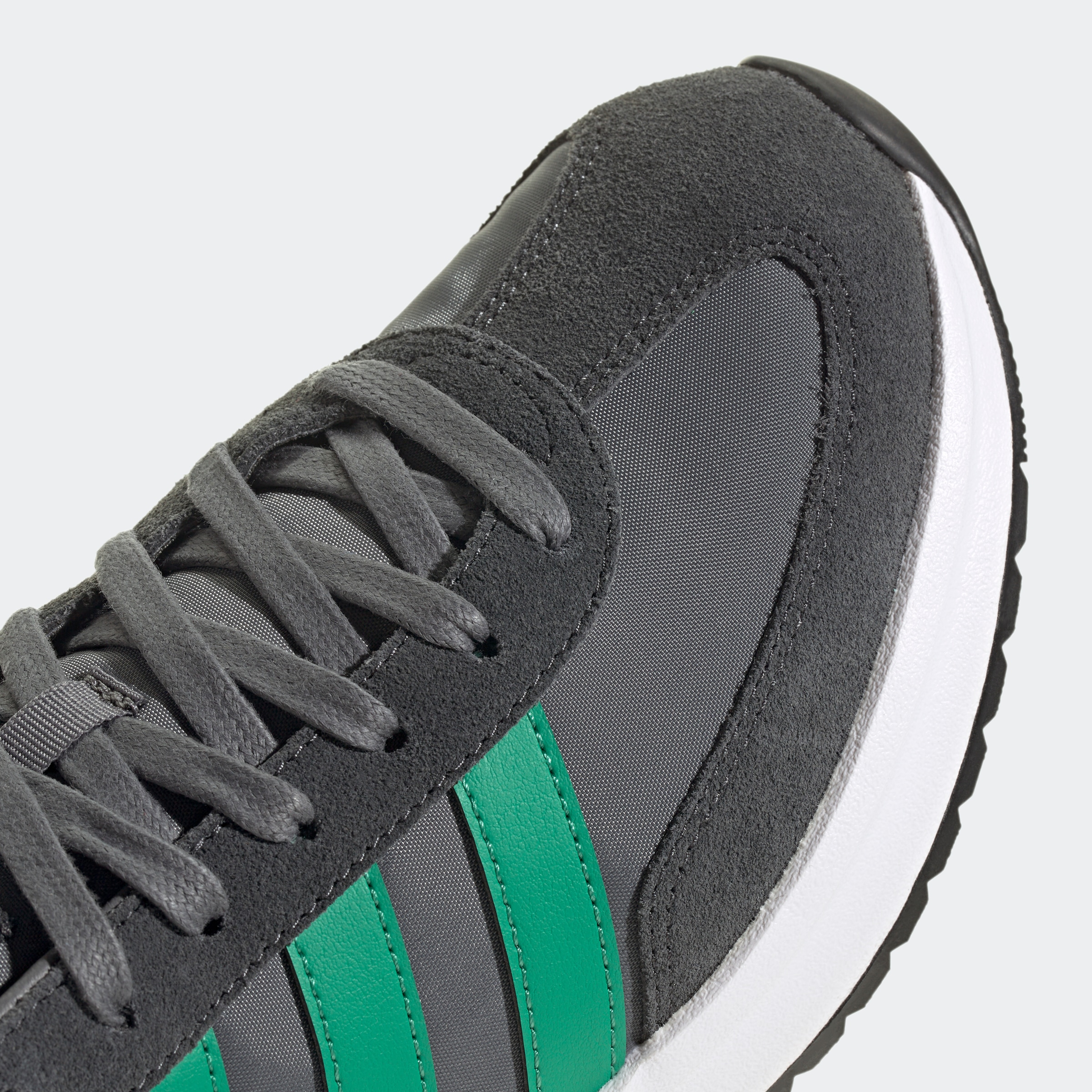 adidas Sportswear Sneaker »RUN 70S 2.0«, inspiriert vom Design des adidas SL72