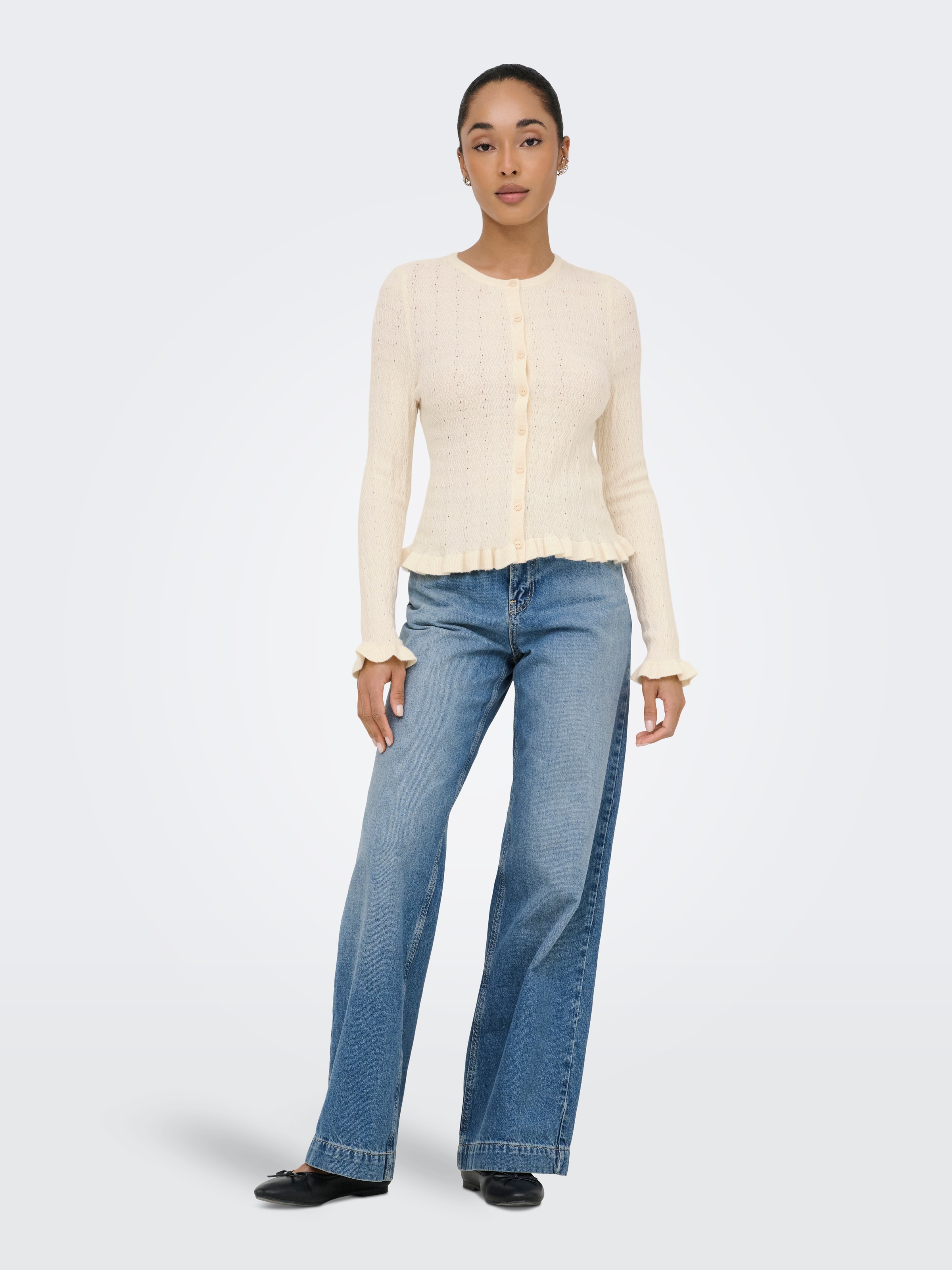 ONLY Strickjacke »ONLIBI LS O-NECK FRILL CARDI EX KNT« Viskosemischung, regular fit