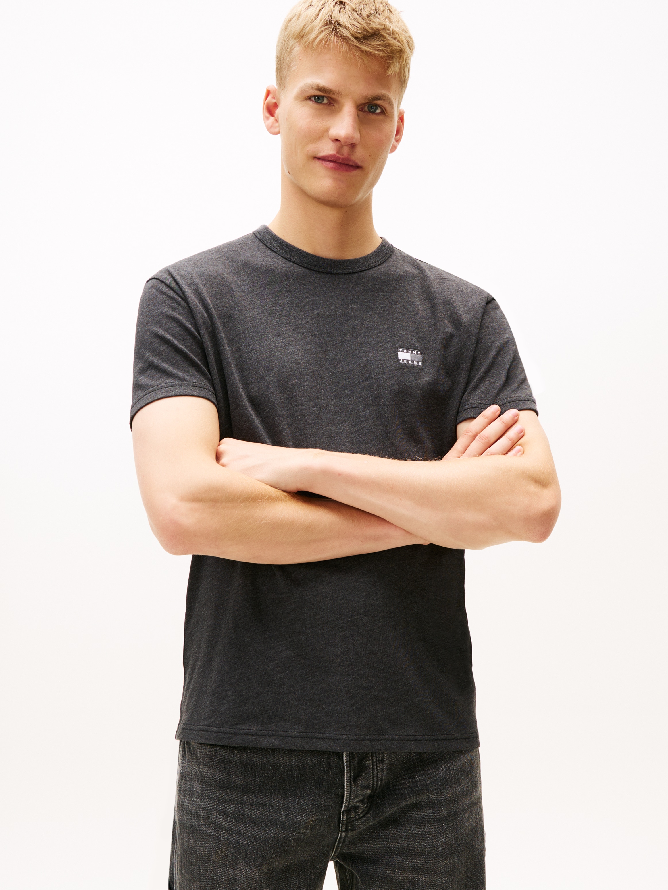 Tommy Jeans T-Shirt »TJM REG BADGE« Rundhals, Jersey, meliert, regular fit