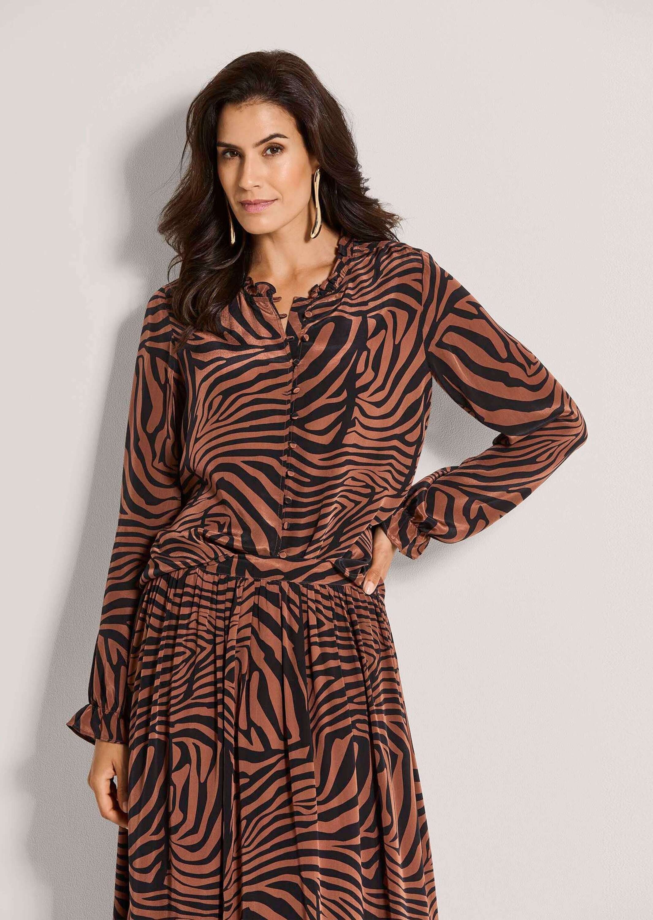 MADELEINE Langarmbluse »Chiffonbluse Viskosebluse mit Zebramuster« Bluse mit Rundhalsausschnitt und Rüschen