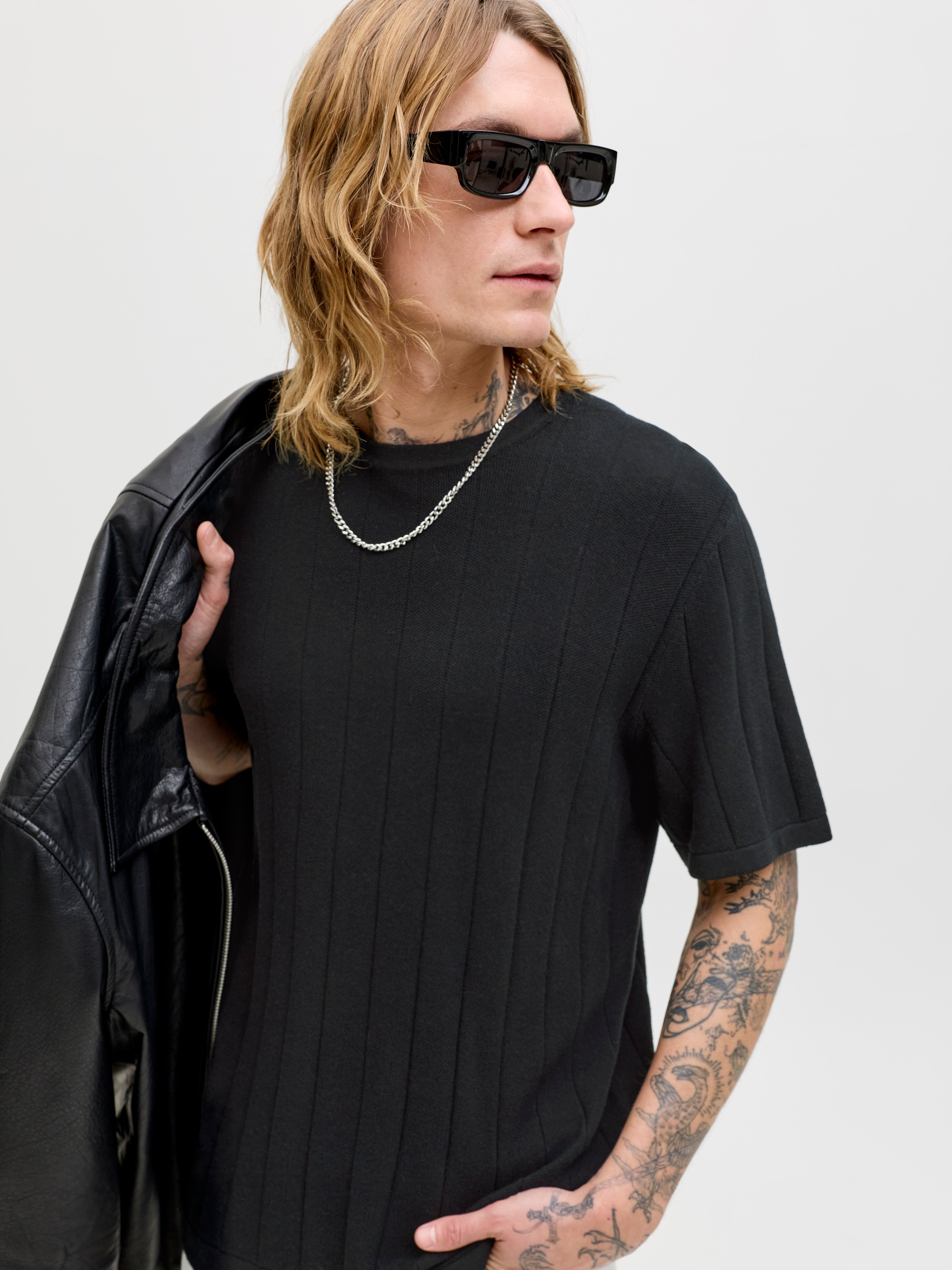 Jack & Jones Kurzarmpullover »JJEBRADLEY KNIT TEE SS LN« Baumwolle, mit vertikaler Rippstruktur