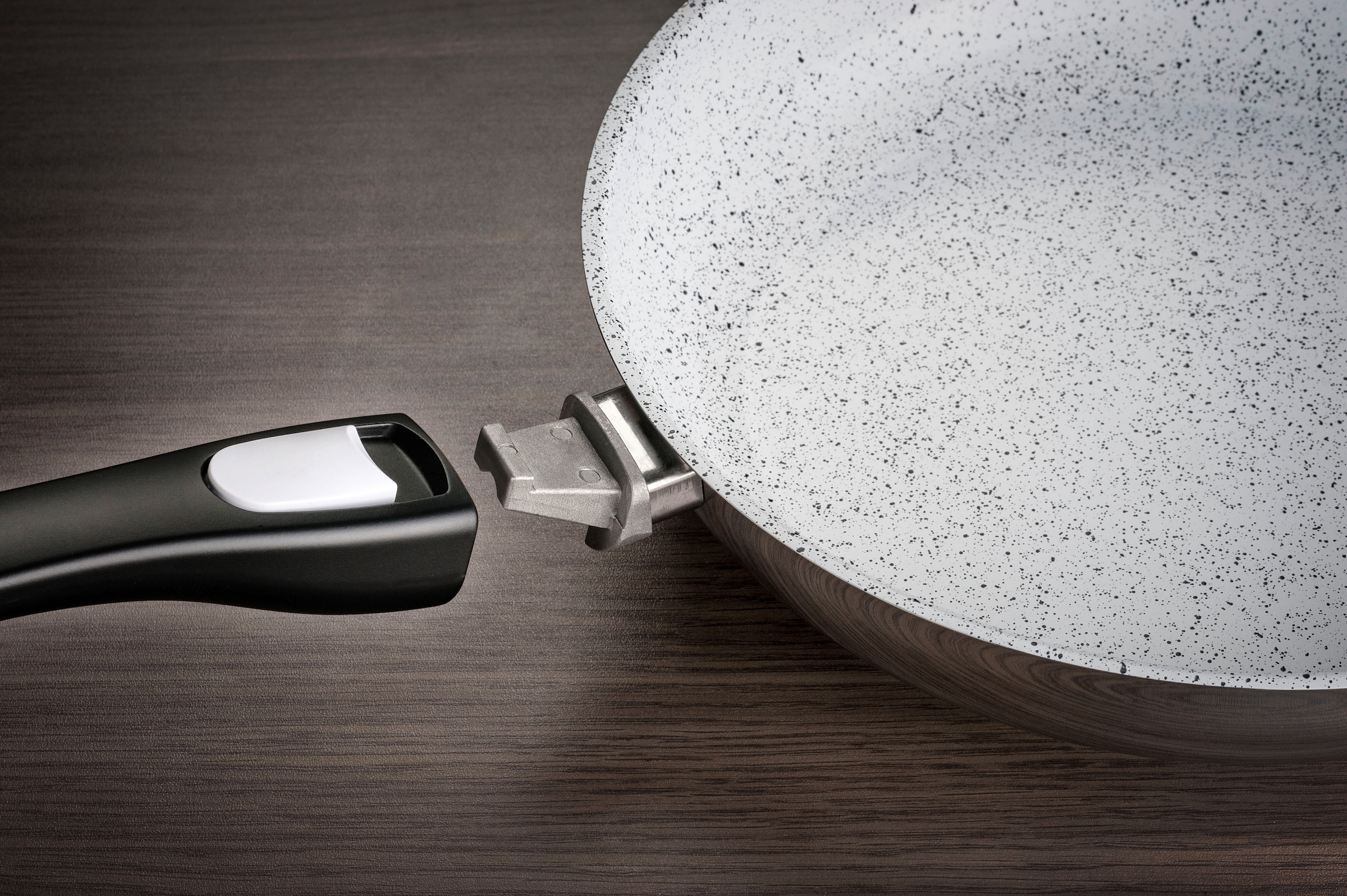 Genius Bratpfanne »Cerafit Mont Blanc 20 cm inkl. Nicer Dicer Quick Professional« Edelstahl 18/10 Set, 13 Stk. tlg. Abnehmbarer Griff, hitzebeständig, spülmaschinengeeignet