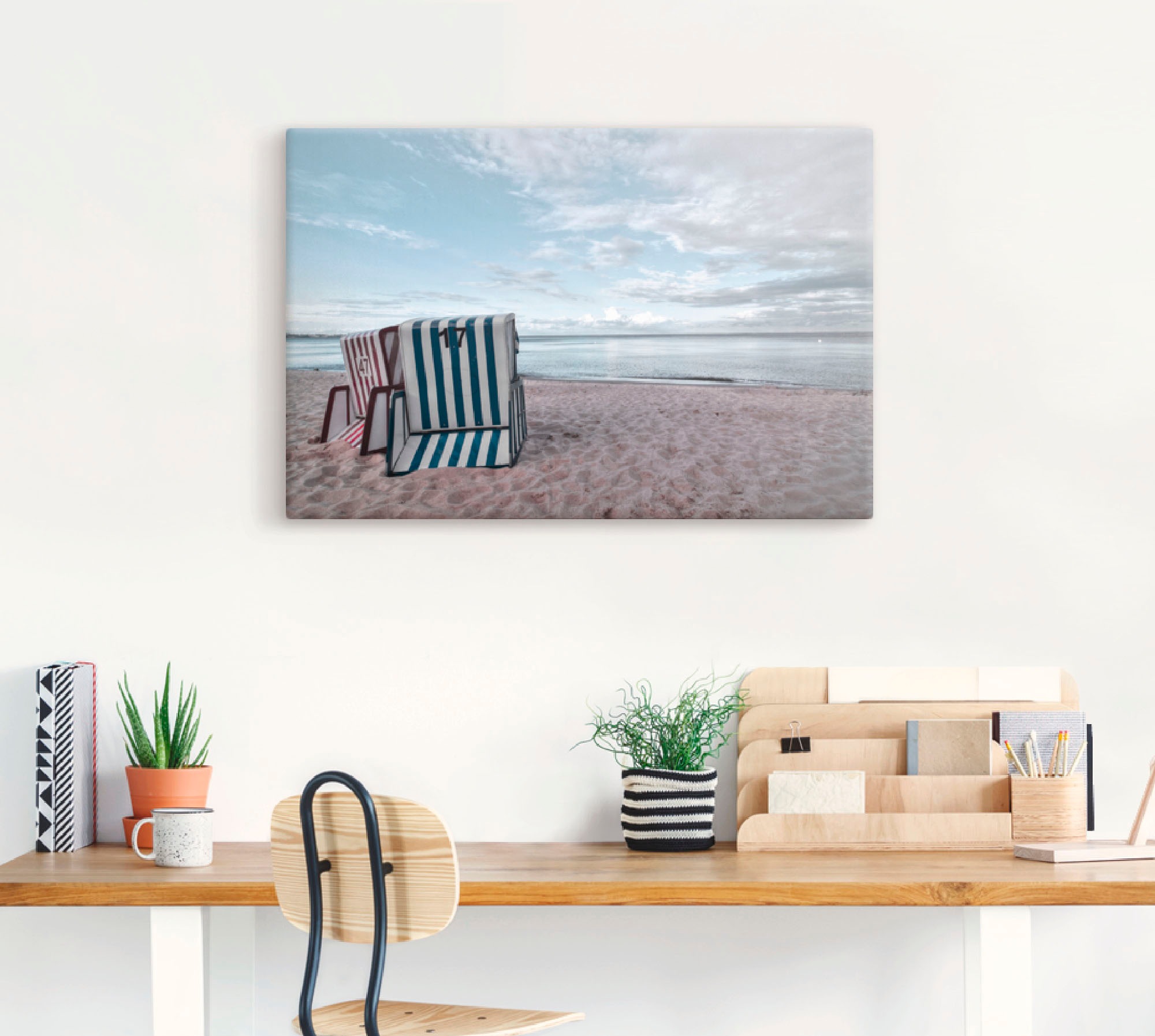 Artland Wandbild »Einsame Strandkörbe am Ostseestrand«, Strand, (1 St.), als Leinwandbild, Poster in verschied. Größen