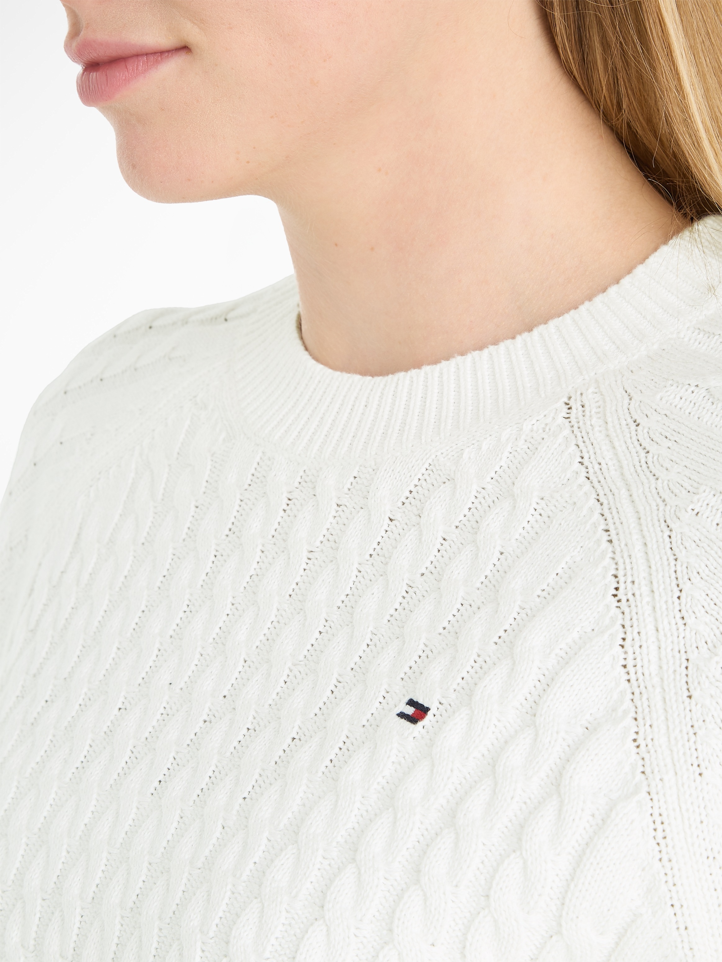 Tommy Hilfiger Rundhalspullover »CO CABLE C-NK SWEATER«, mit Zopfmuster