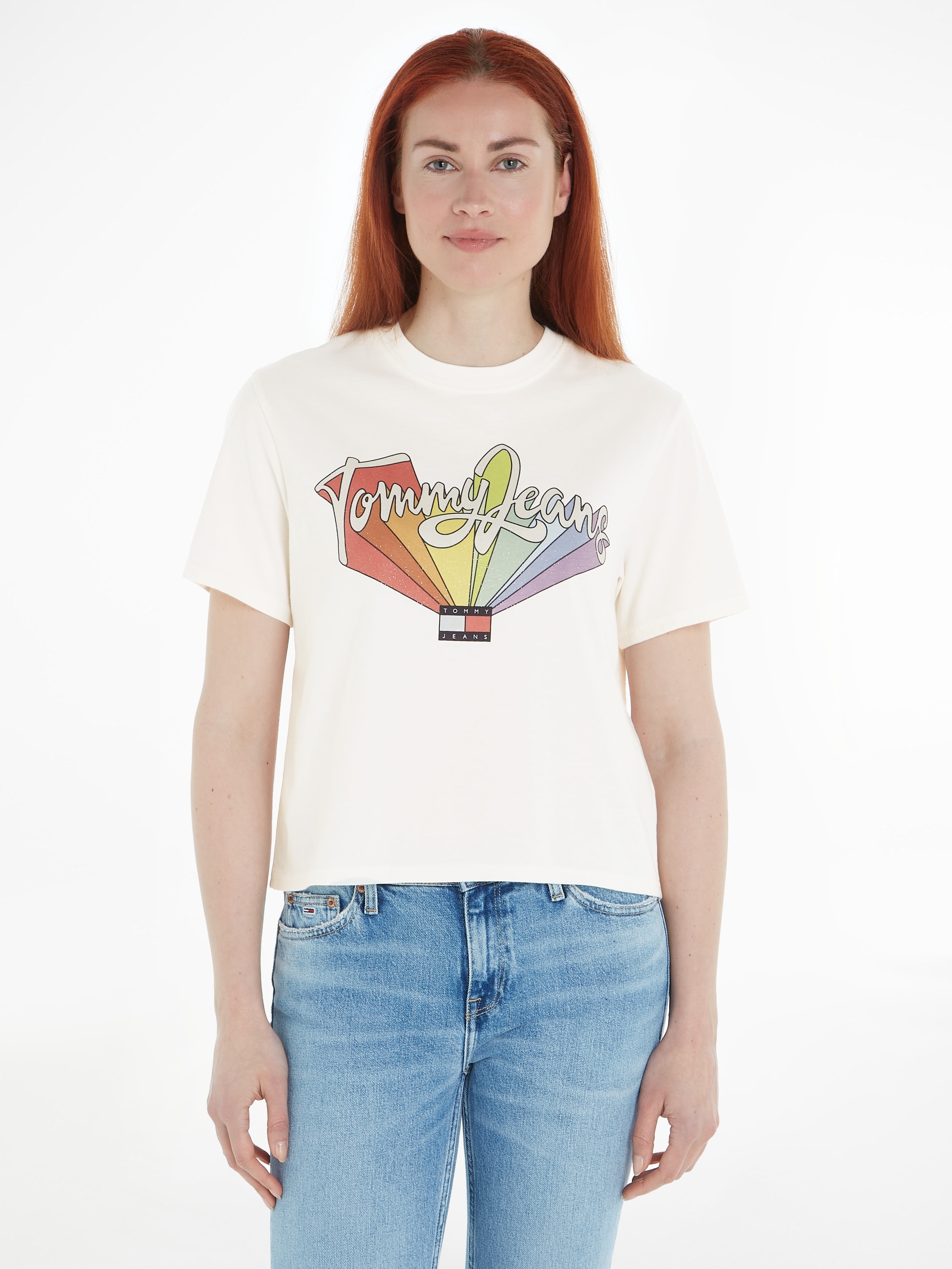 T-Shirt »TJW BXY RAINBOW FLAG TEE«, mit Frontprint