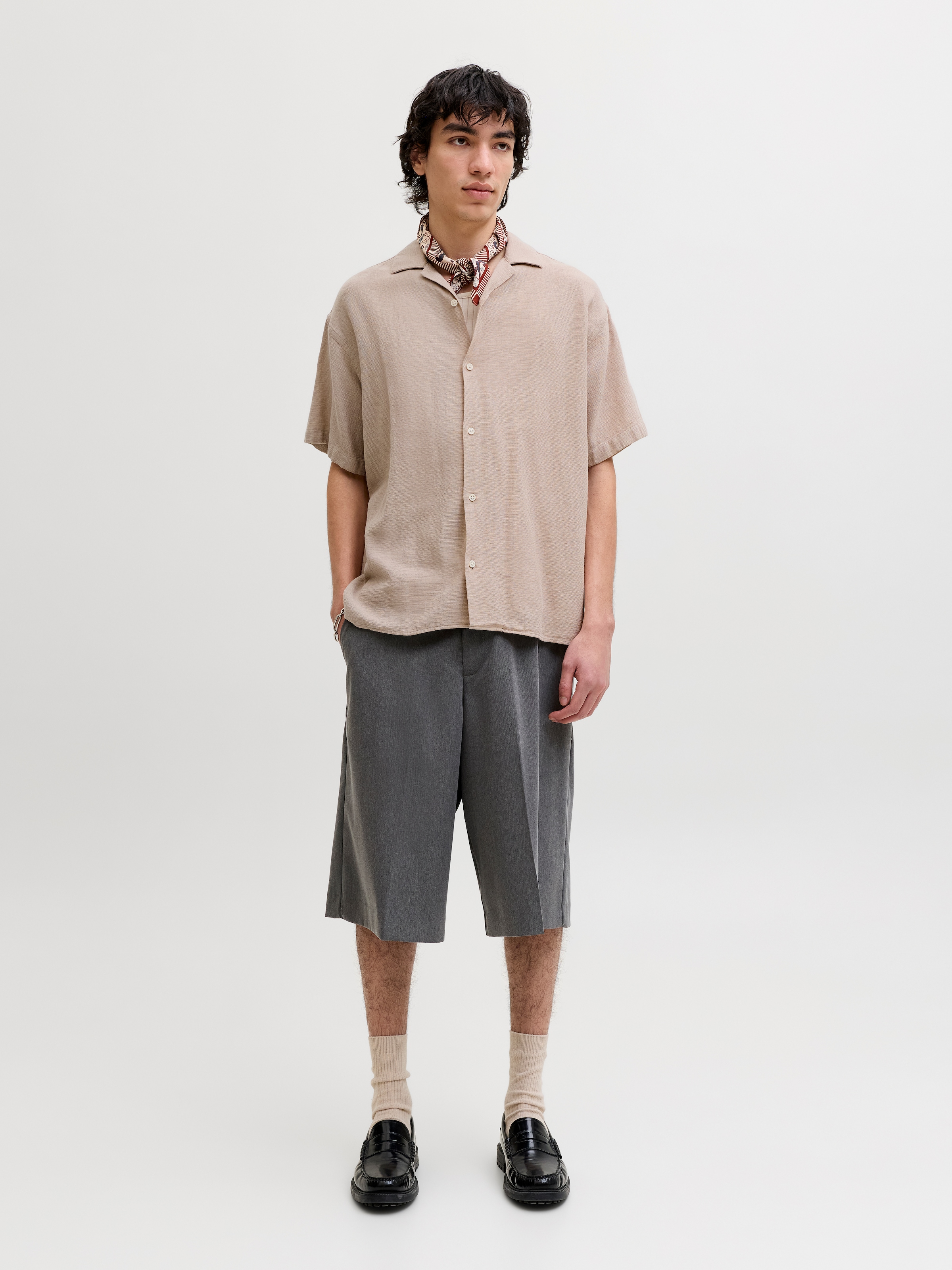 Jack & Jones Kurzarmhemd »JJELIAM RESORT SHIRT SS SN« Baumwolle, loose fit