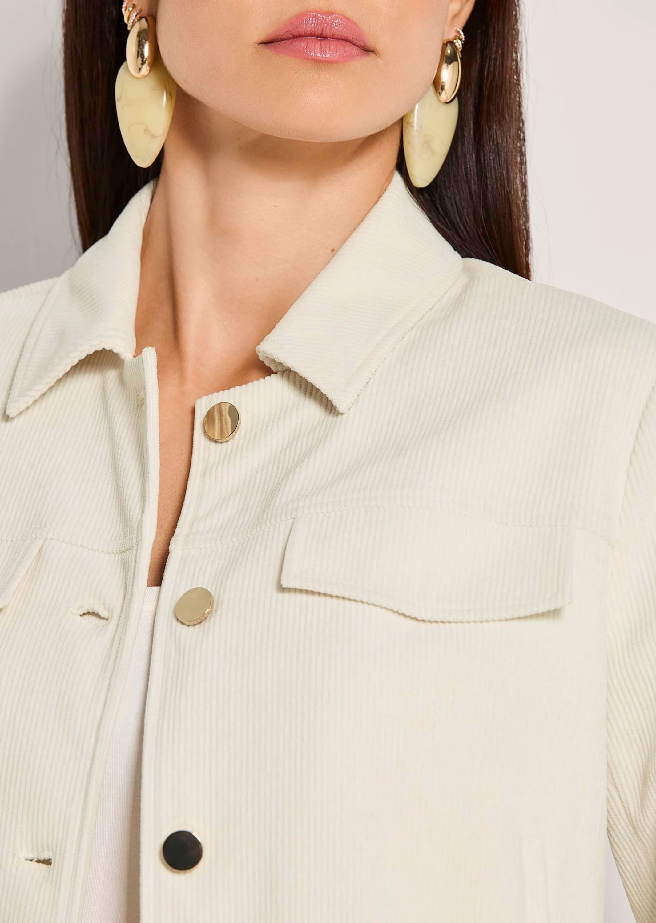 MADELEINE Strickfleecejacke »Cordjacke Kurzjacke mit Umlegekragen«