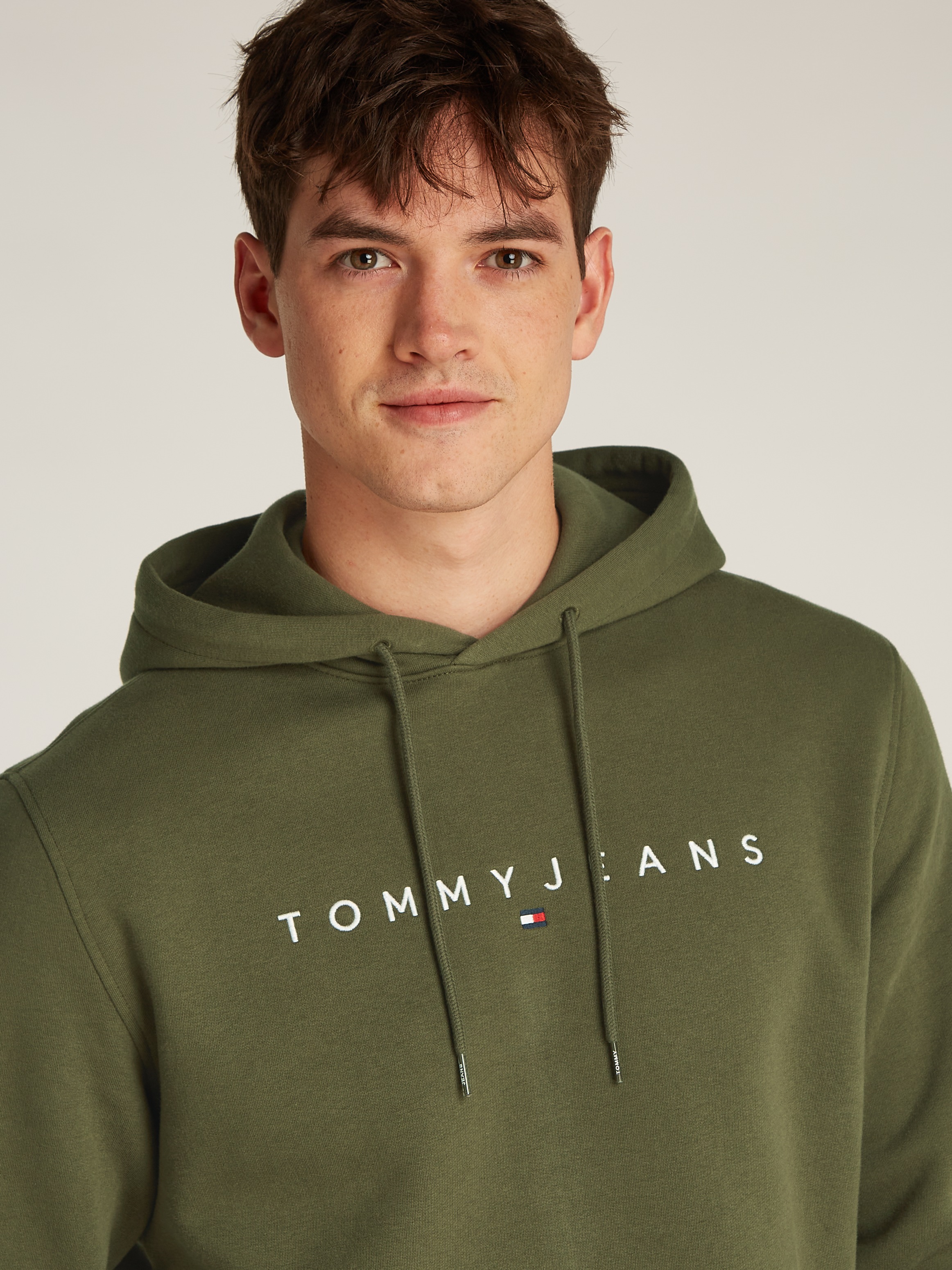 Tommy Jeans Plus Hoodie »TJM REG LINEAR LOGO HOODIE EXT«, in Große Größen, Logodruck