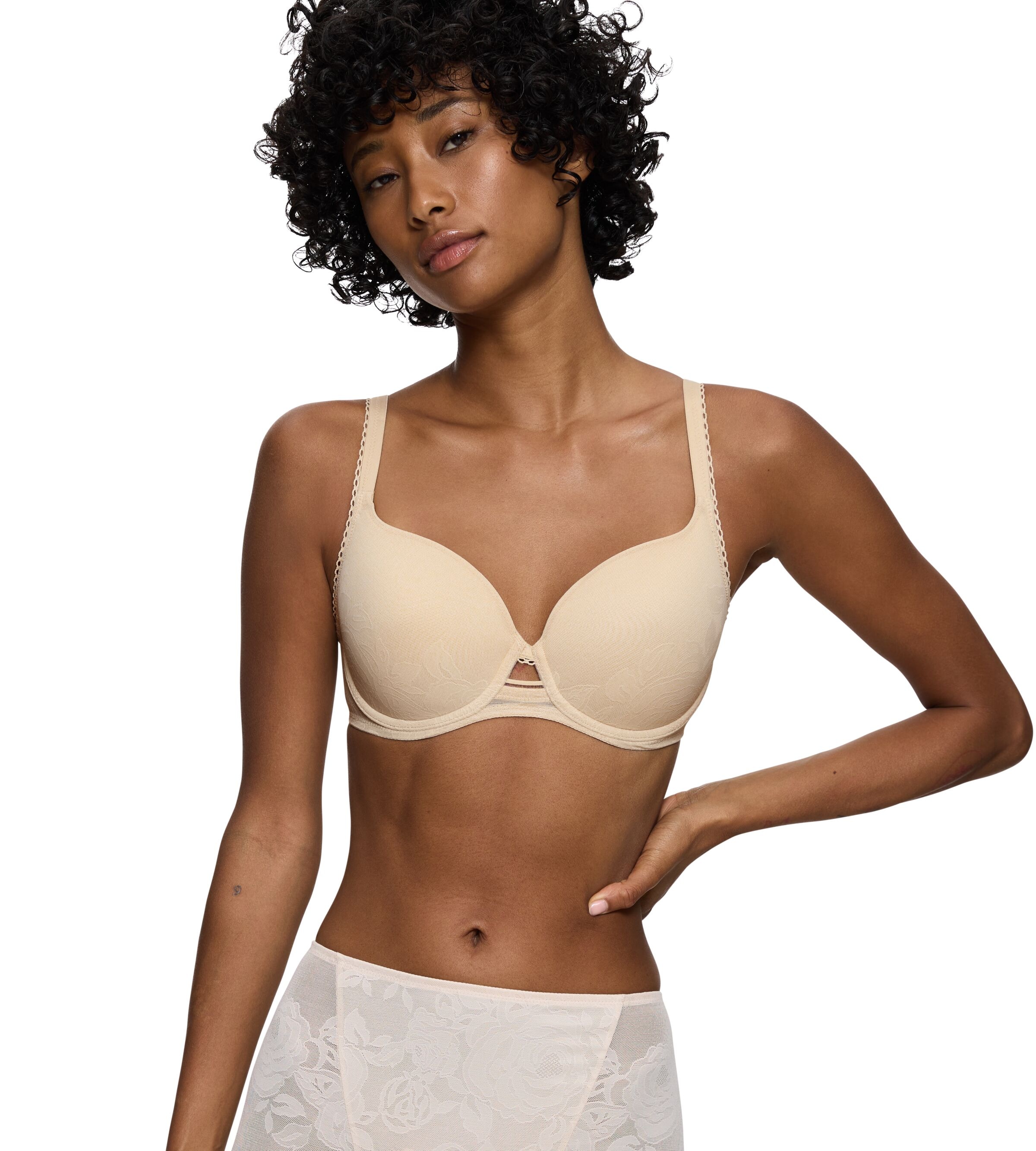 Triumph Bügel-BH »Wild Rose Sensation« flache formende Spitze, mittlerer Shape-Effekt