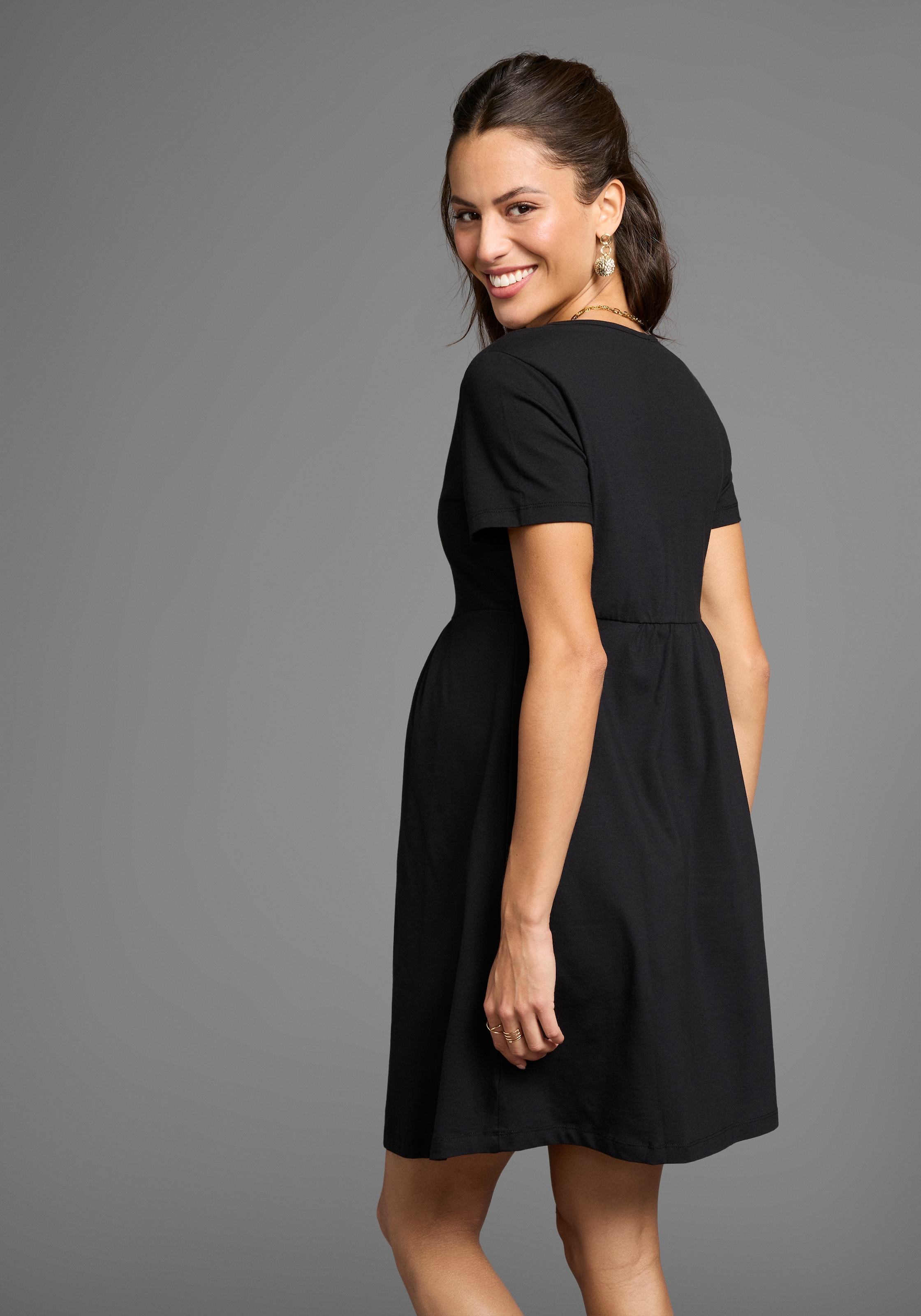 Neun Monate Umstandskleid »Kurzes Schwangerschafts-Jerseykleid, Minikleid«, Auschnitt in Wickeloptik