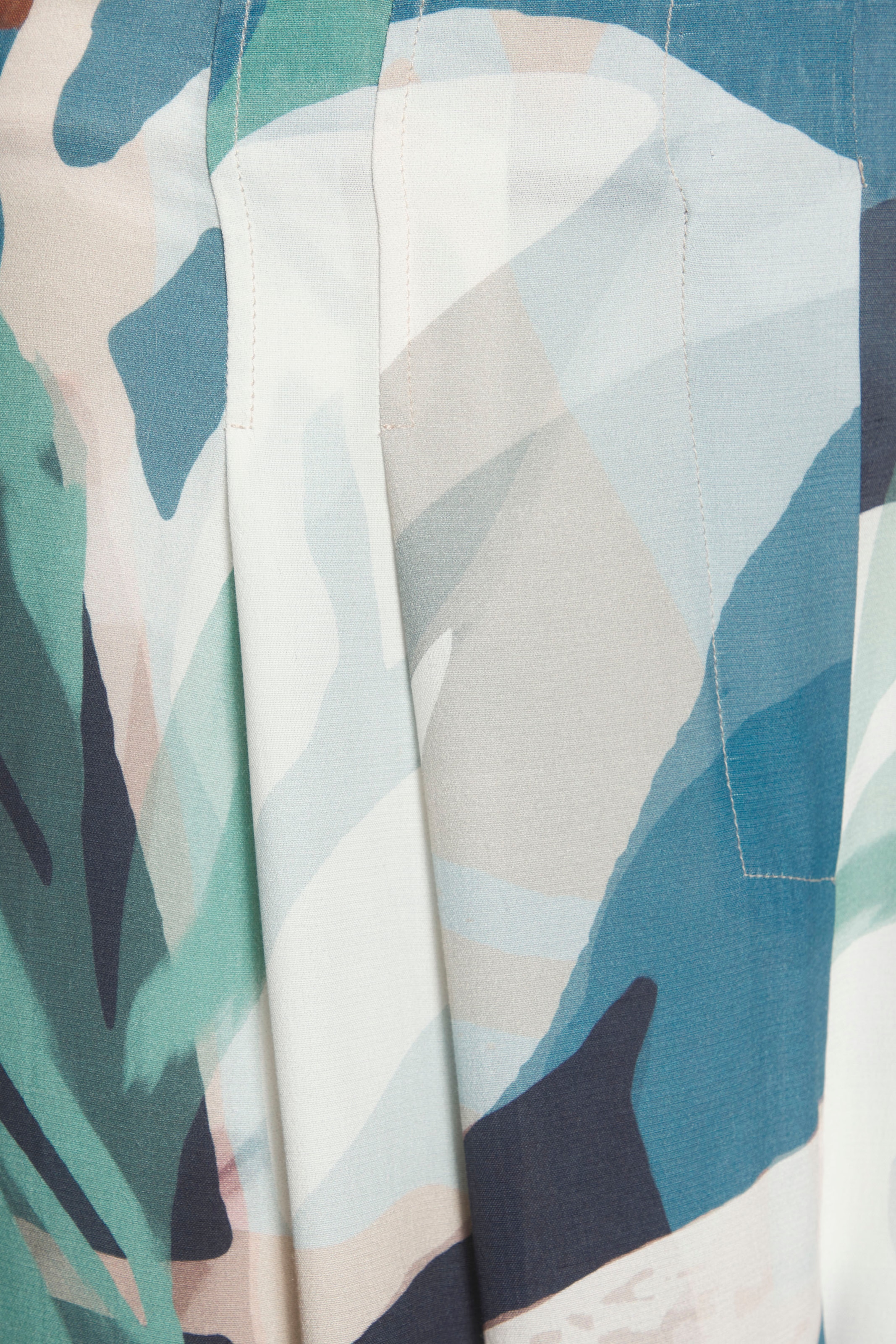 LASCANA Palazzohose, mit Alloverdruck, sommerliche Stoffhose mit weitem Bein