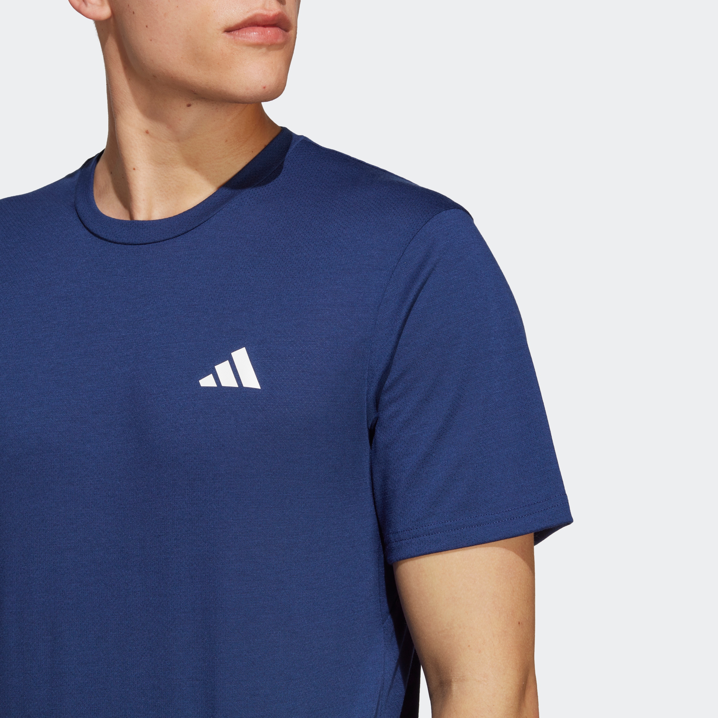 adidas Performance T-Shirt »TR-ES COMF TEE«