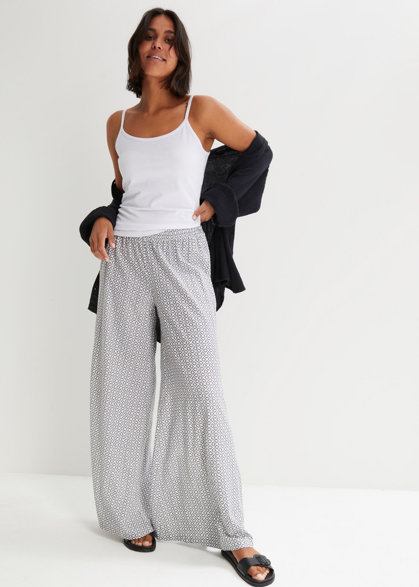 bonprix Shirttop Packung, 2 schmale Passform, ohne Ärmel, für Frühjahr und Sommer