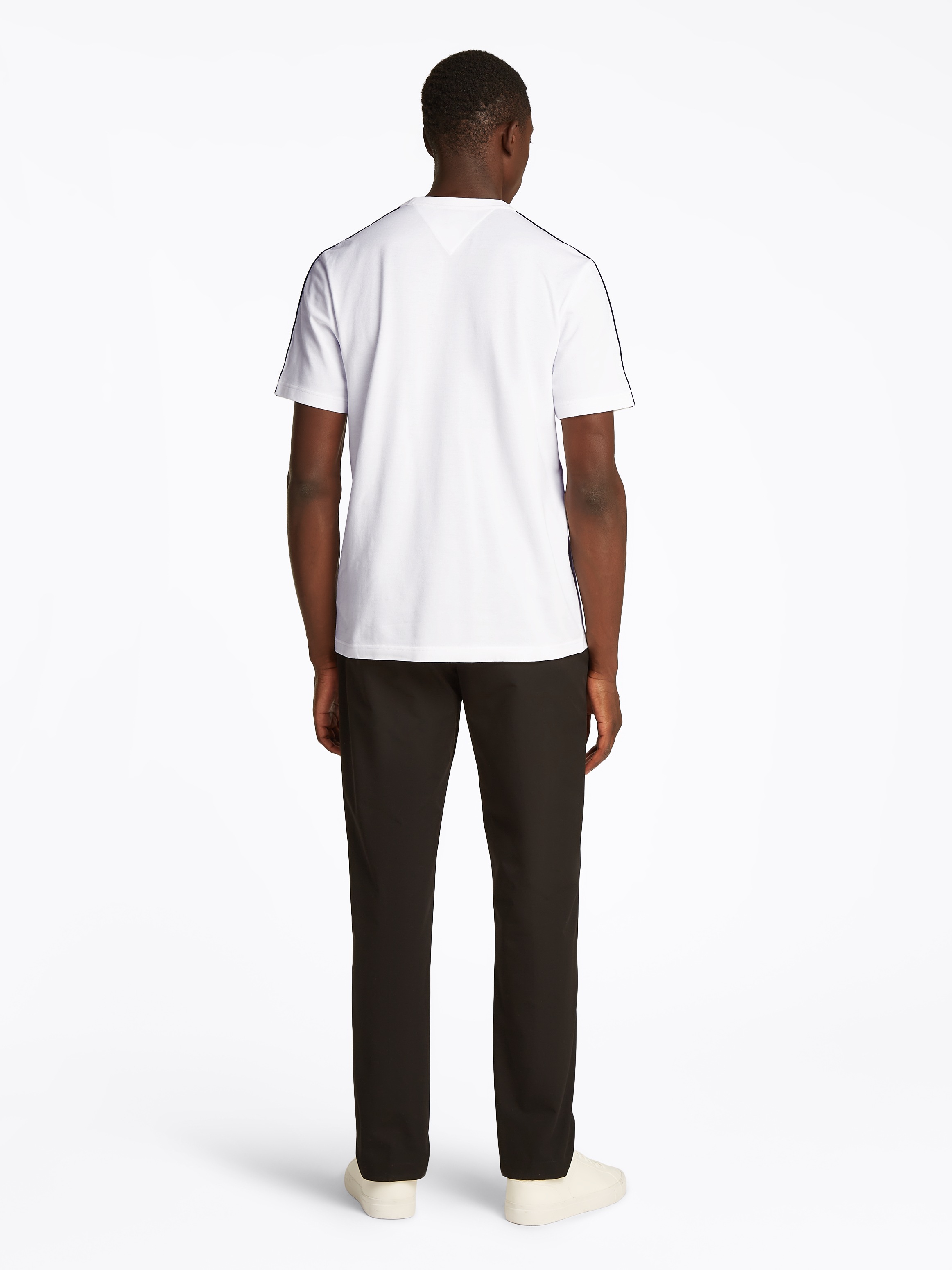 Tommy Hilfiger Kurzarmshirt »GLOBAL STRIPE TAPE TEE«, Mit Rundhalsausschnitt