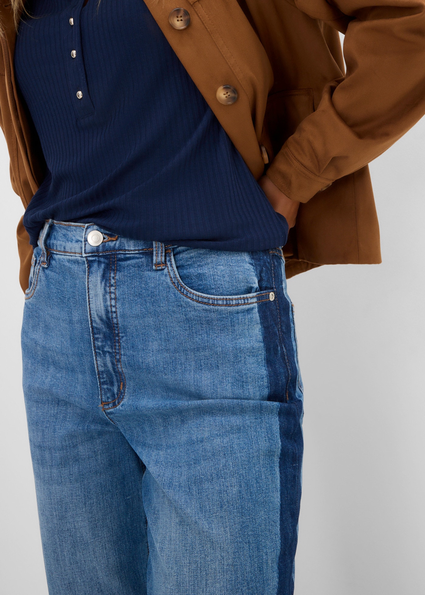 bonprix Mom-Jeans High Waist-Bund, Cropped-Länge, Loose Fit, aus Baumwolle und Elasthan