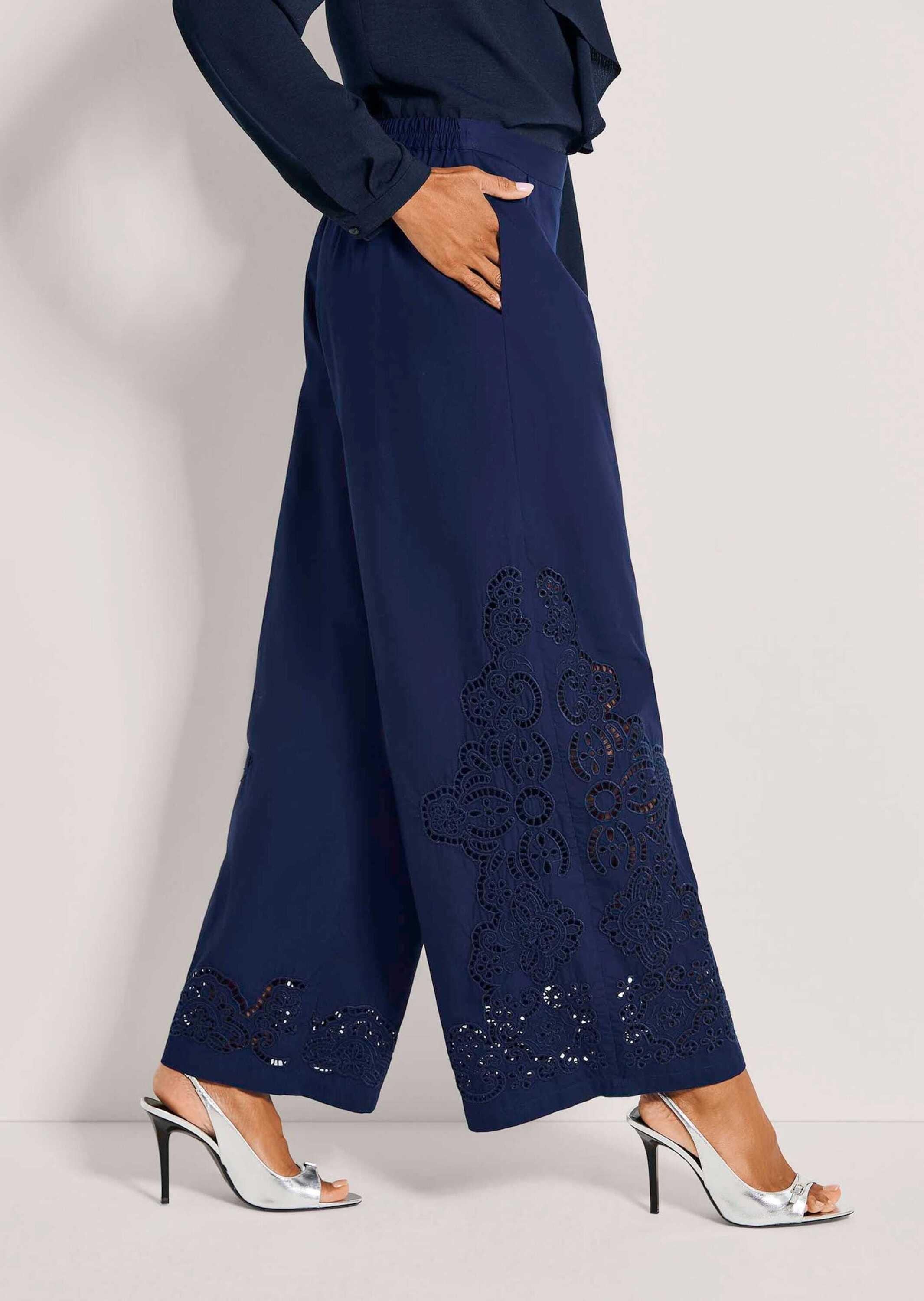 MADELEINE Culotte »Culotte Sommerhose mit Lochstickerei«  Weite Hose mit Lochstickerei