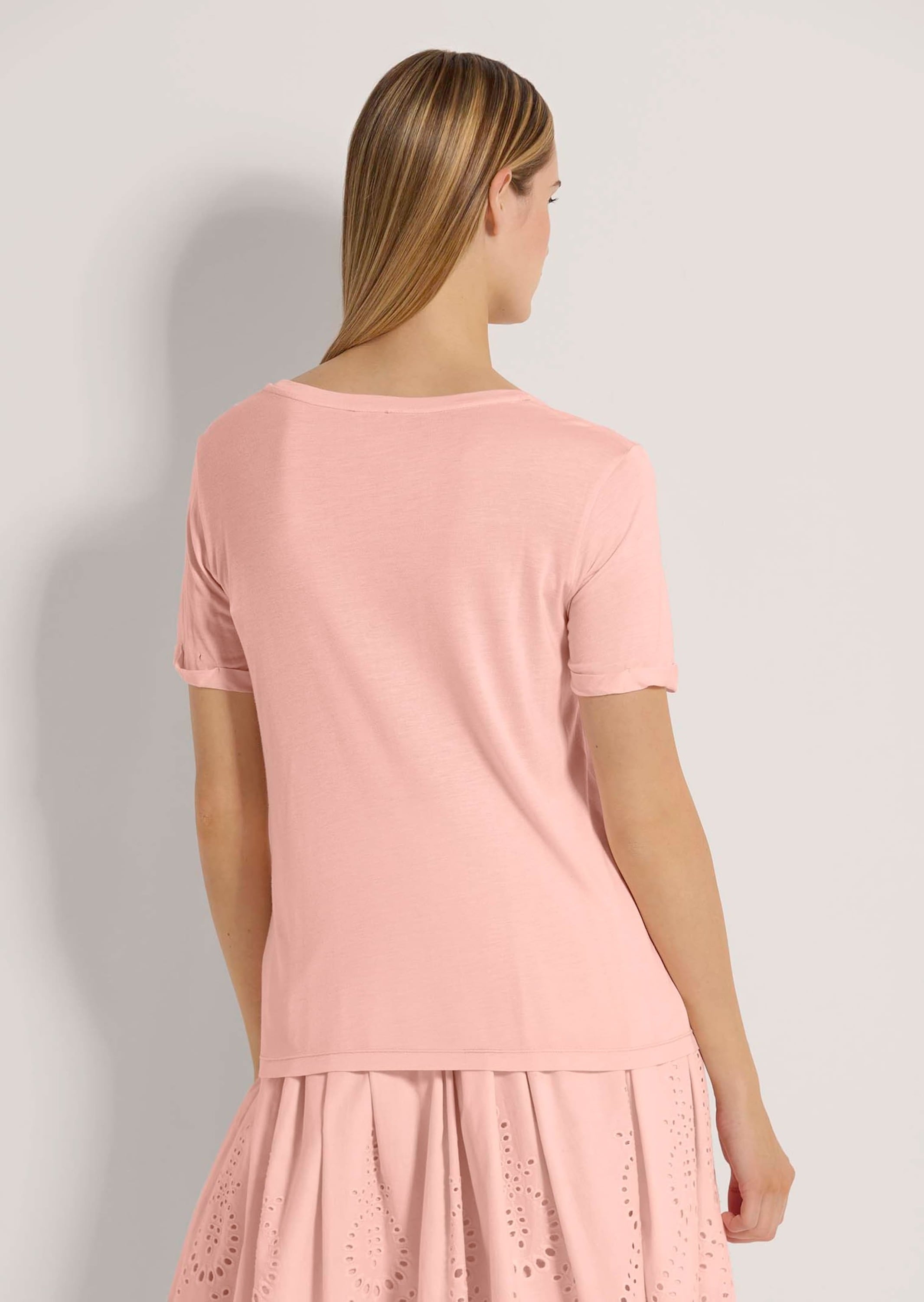 MADELEINE Kurzarmshirt »Shirt Halbarm-Shirt mit Lochstickerei«