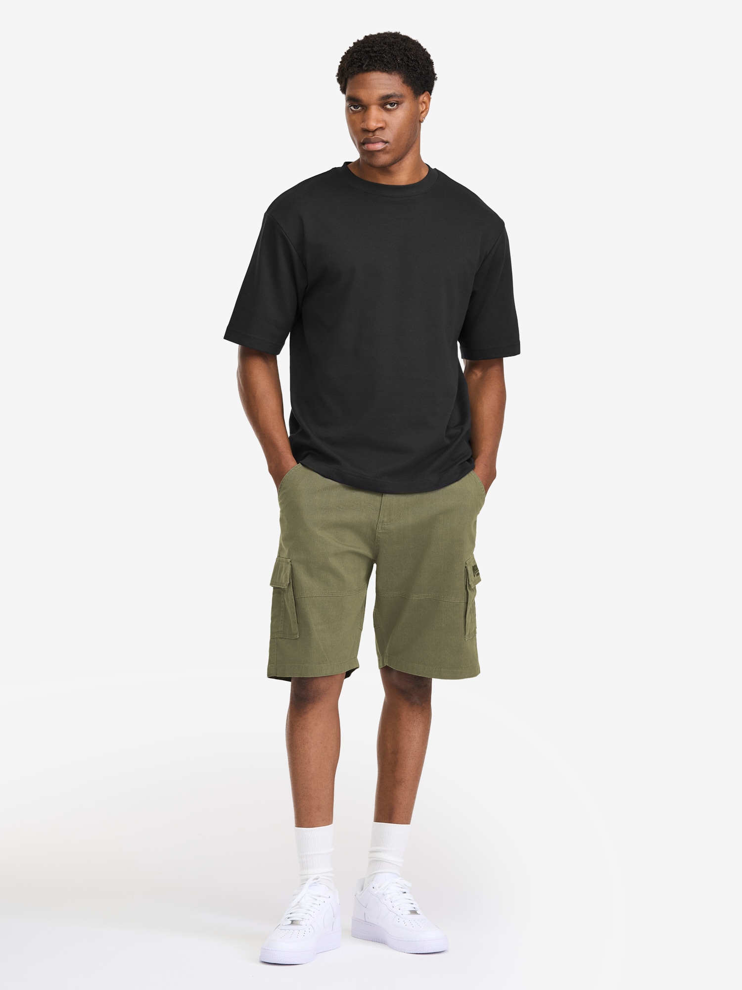 Lonsdale Cargoshorts »BALRATH«  aus Baumwolle, mit Eingrifftaschen, Cargotaschen und Gesäßtaschen