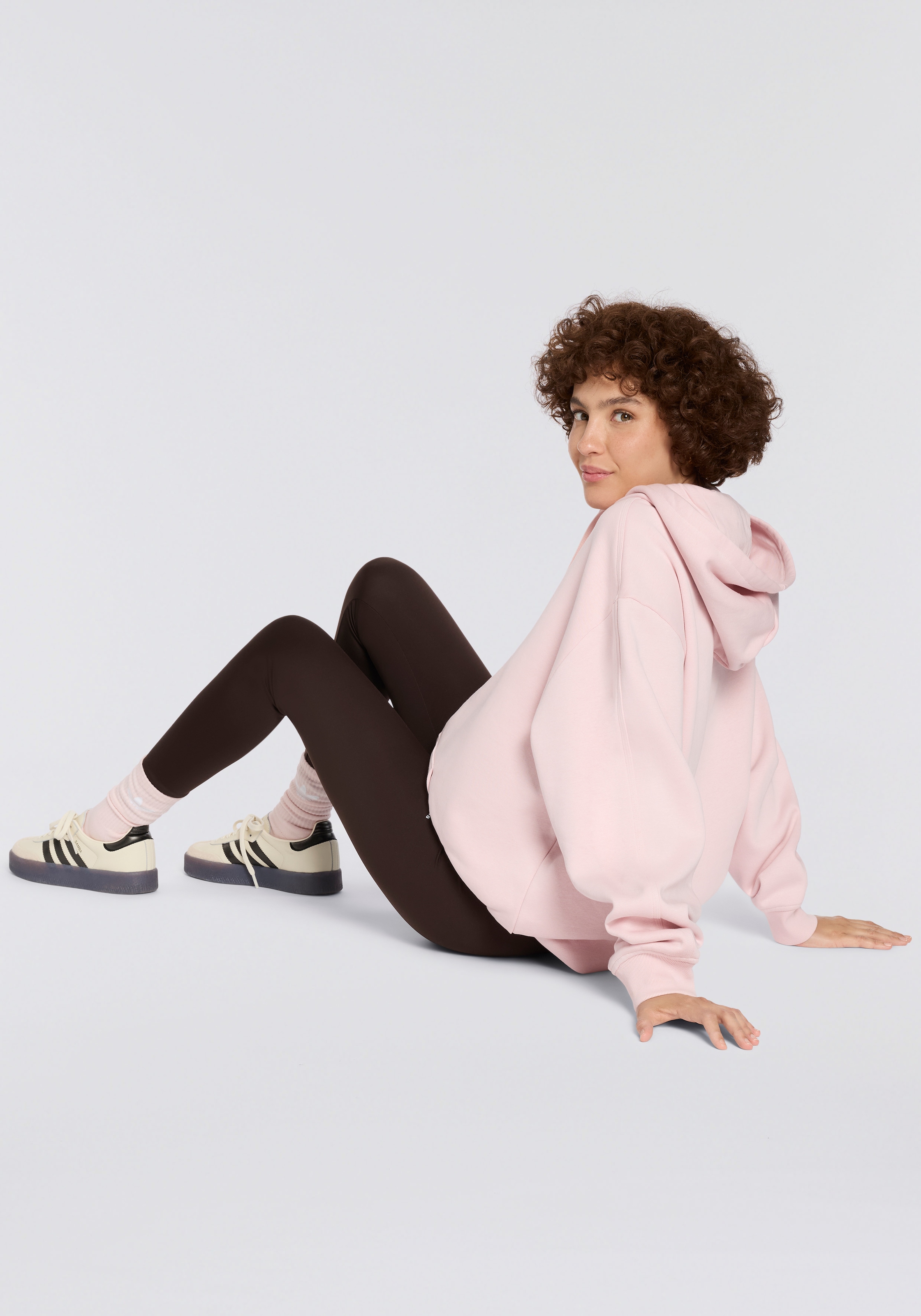 adidas Originals Kapuzensweatshirt »ESSENTIALS OVERSIZED HOODIE«
