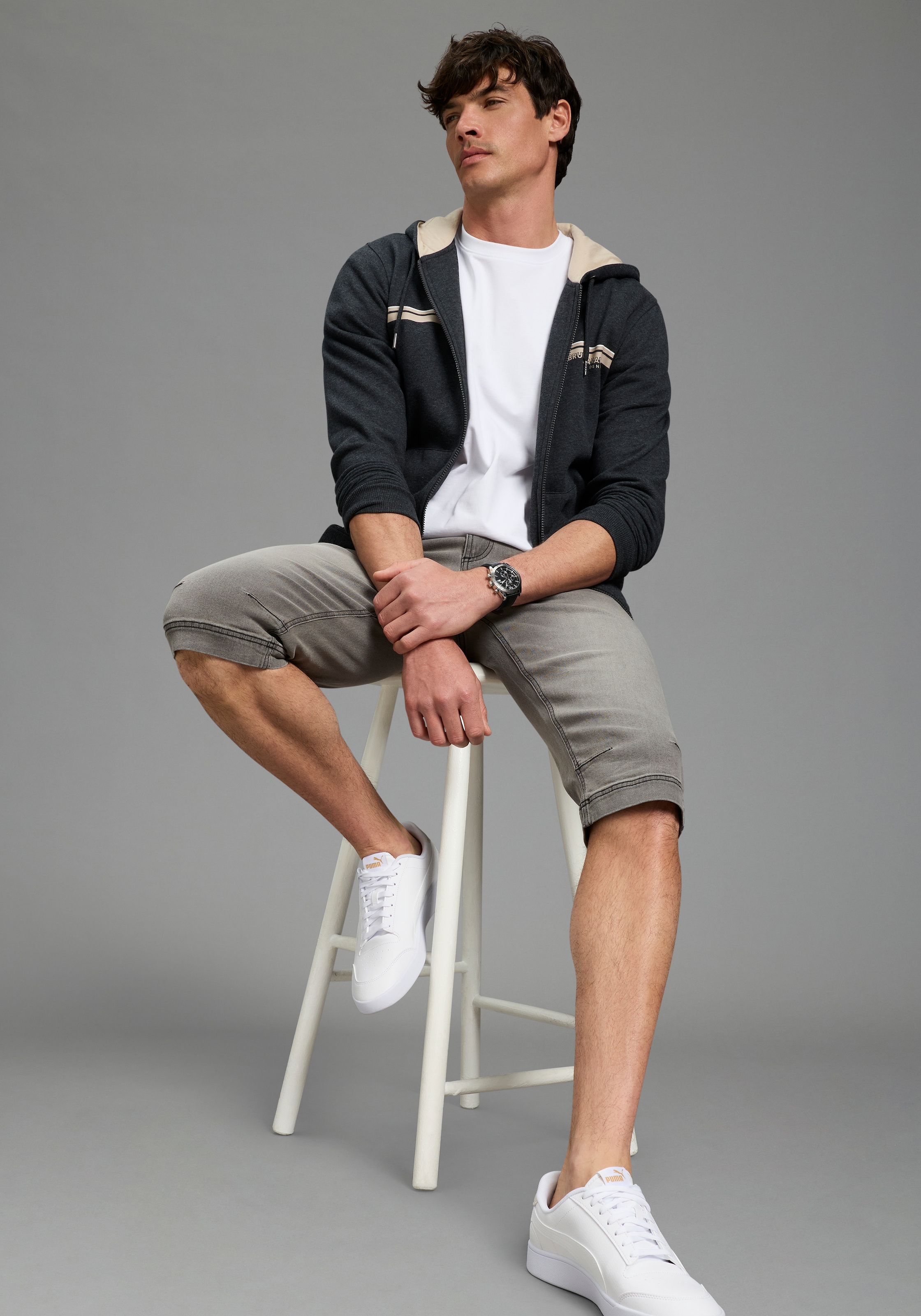 Bruno Banani Jeansbermudas »Hutch-Bermuda« Straight-Fit, normale Leibhöhe, aus elastischem Denim-Material