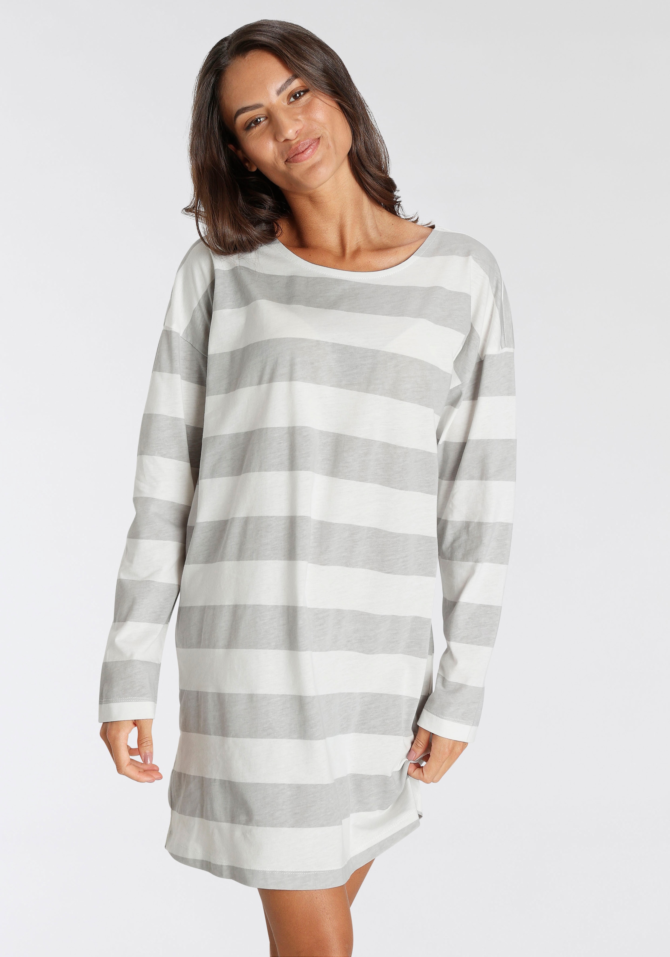 s.Oliver Nachthemd, in schönem Streifenmuster online kaufen