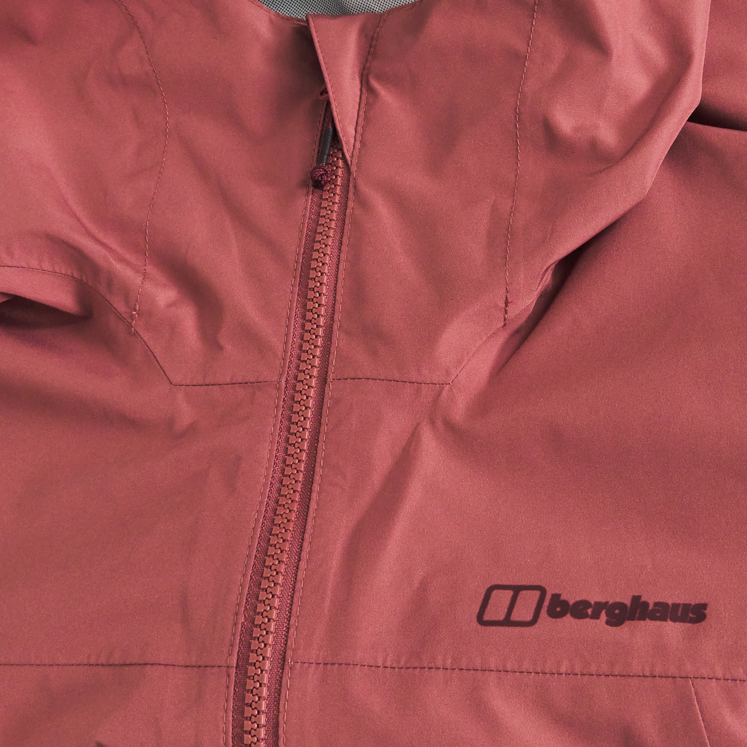 Berghaus Funktionsjacke »W DELUGE PRO 3.0 JKT« für Sport und Outdoor-Aktivitäten, atmungsaktiv, mit Sturmklappe