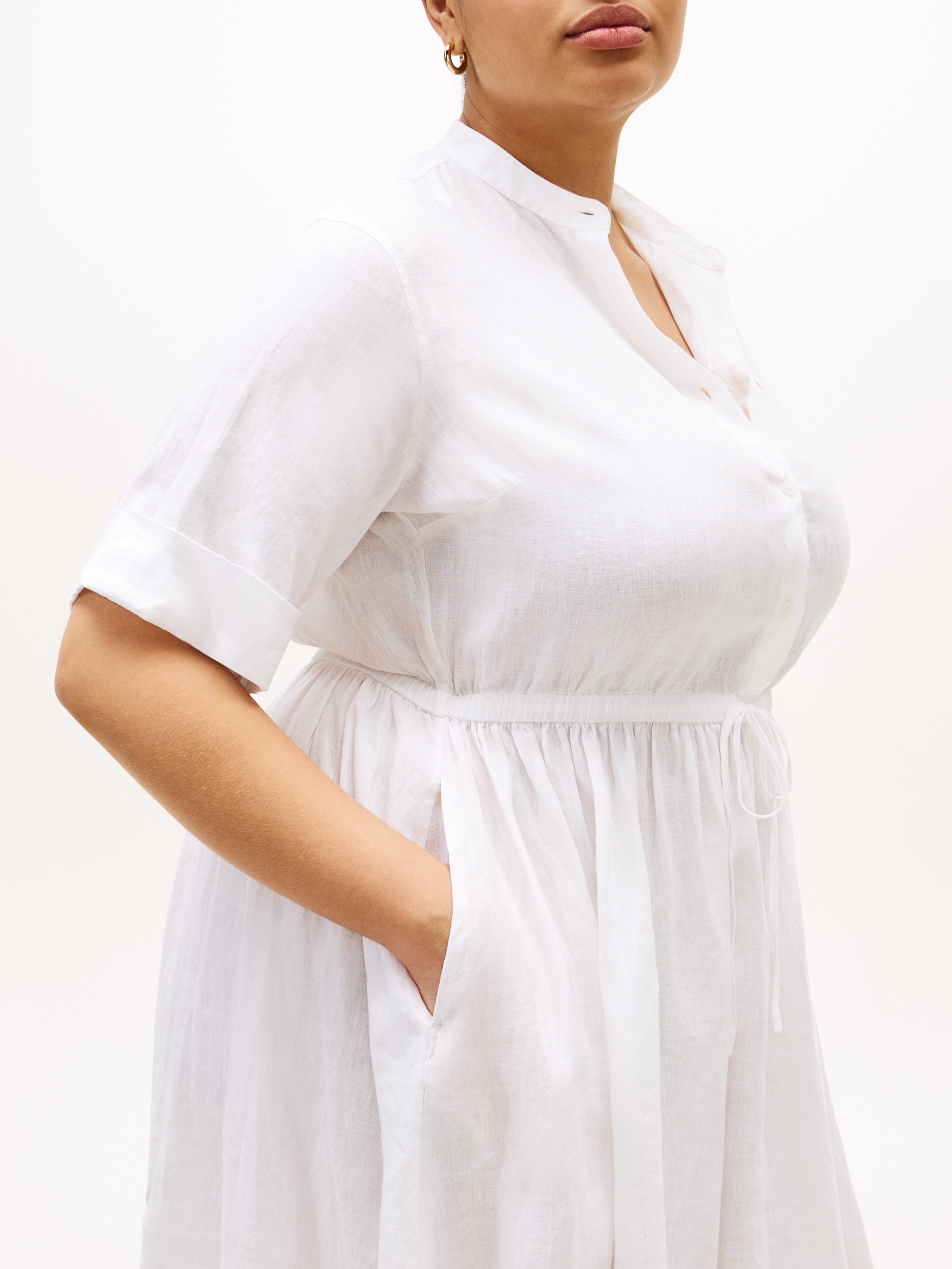 Tommy Hilfiger Curve Midikleid »CRV LINEN MIDI SHIRT DRESS SS« in großen Größen, Taille mit Bindeband