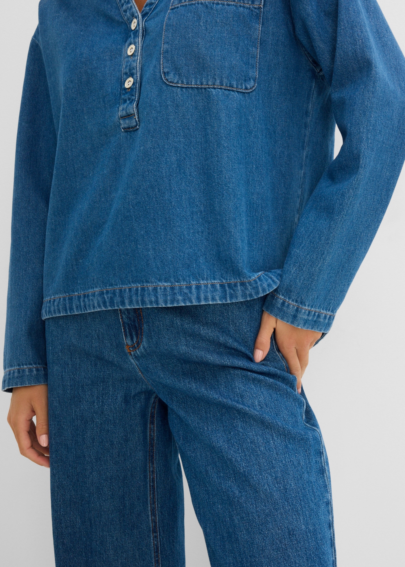 bonprix Jeansbluse Tunika, aus reiner Baumwolle, Oversize-Passform, Langarm