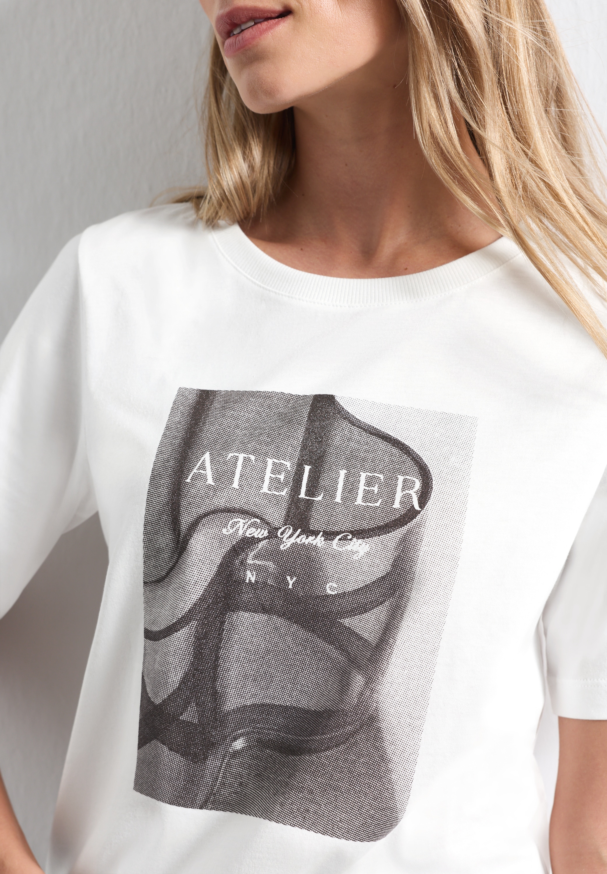 STREET ONE Kurzarmshirt mit modischem Fotoprint