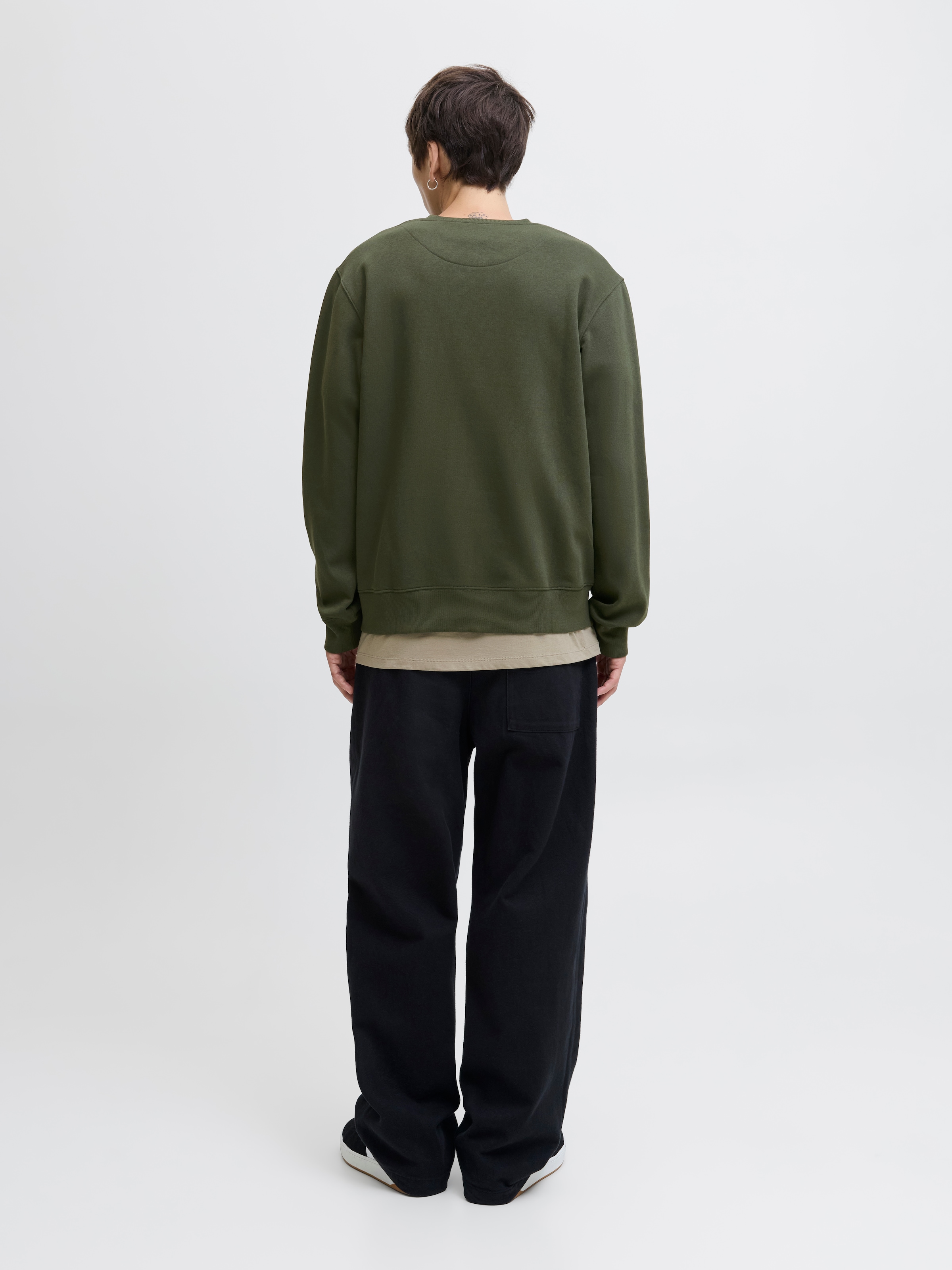 Jack & Jones Sweatshirt »JJESTAR BASIC SWEAT CREW NECK NOOS«, mit Rundhalsausschnitt