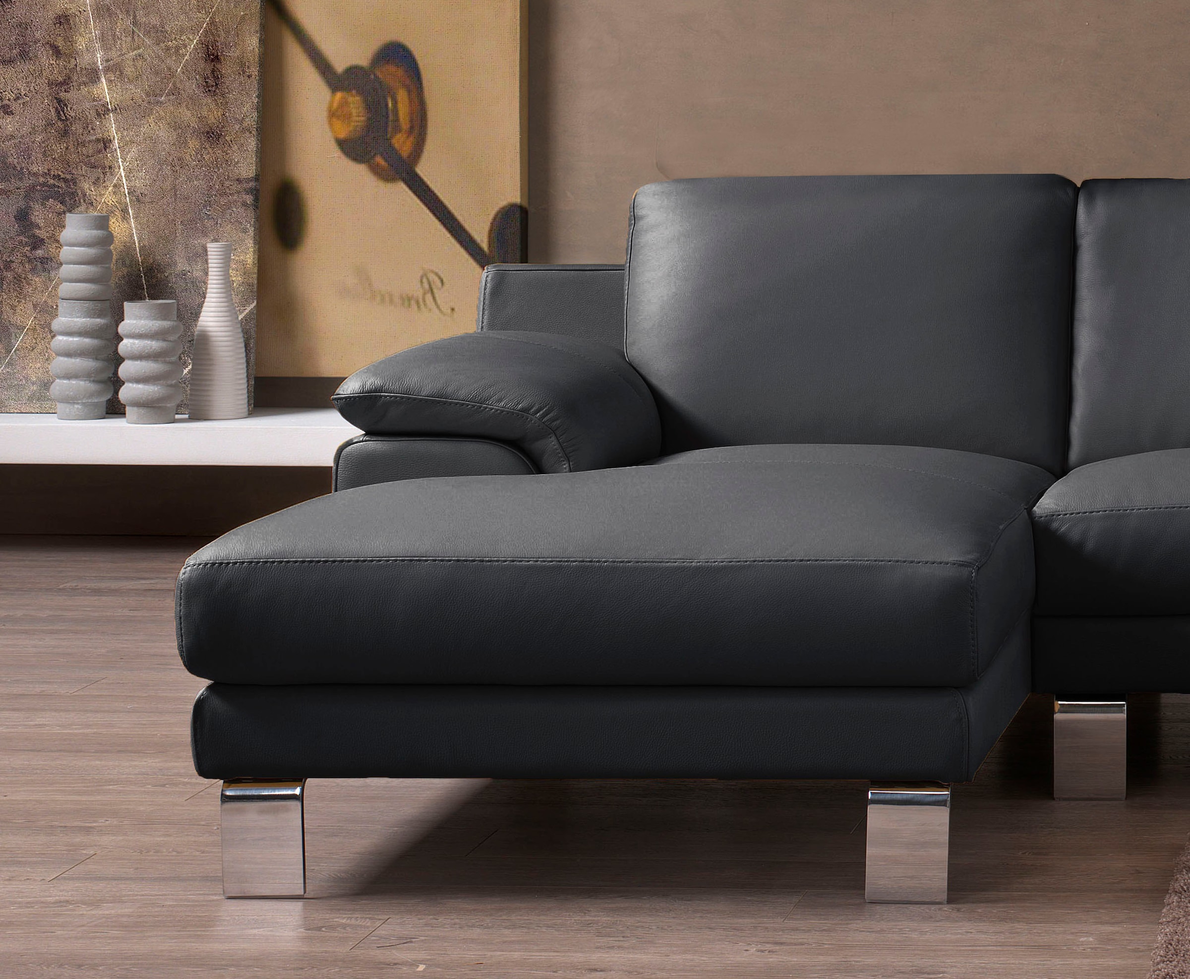 Egoitaliano Ecksofa »Shakira, Design und super Sitzkomfort auf hohem Niveau, tolle Details« mit Recamiere, L-Form, edle Füße