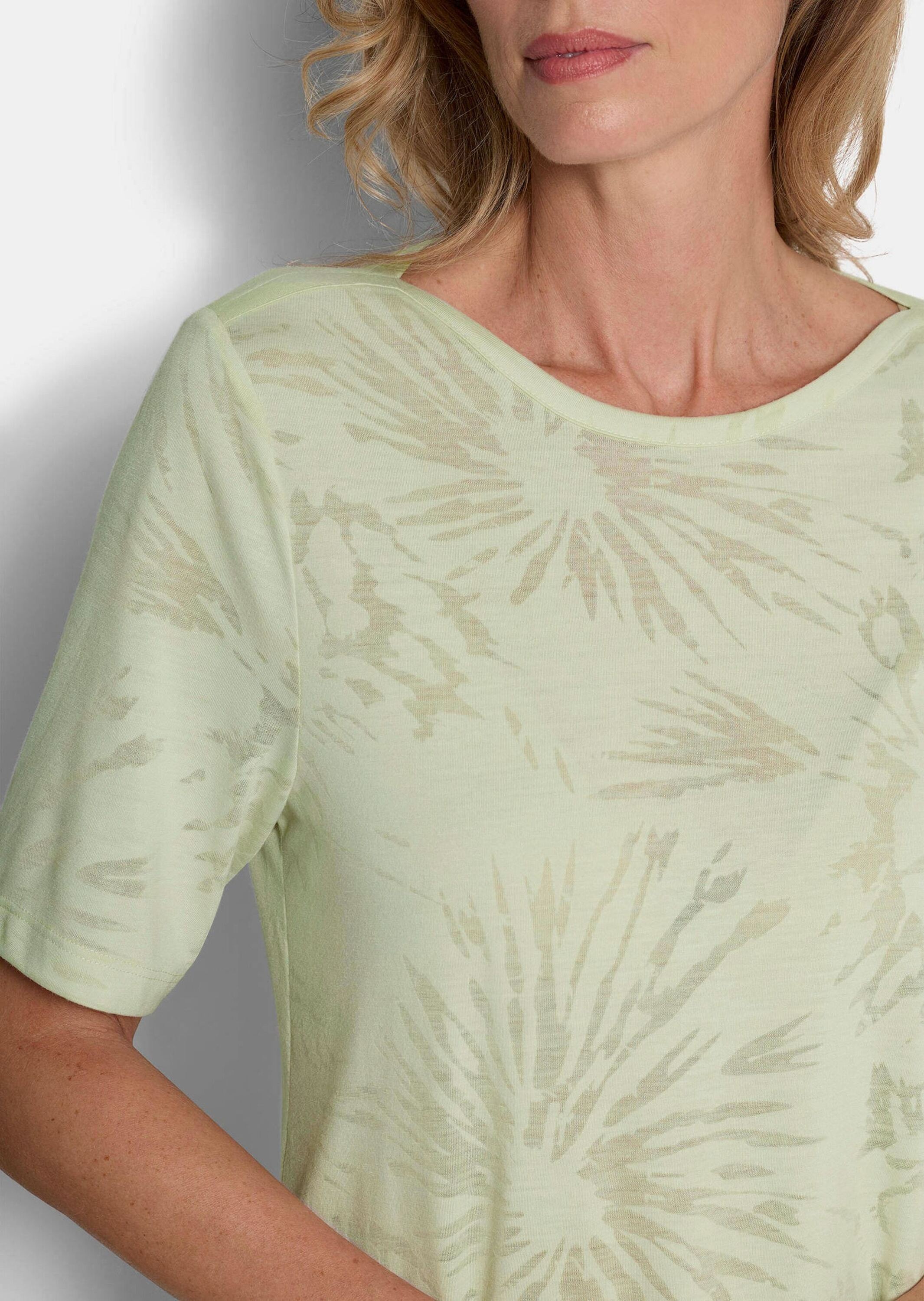 GOLDNER Kurzarmshirt »Kurzgröße Viskoseshirt mit floralem Motiv« stretchbequmer Ausbrennerjersey