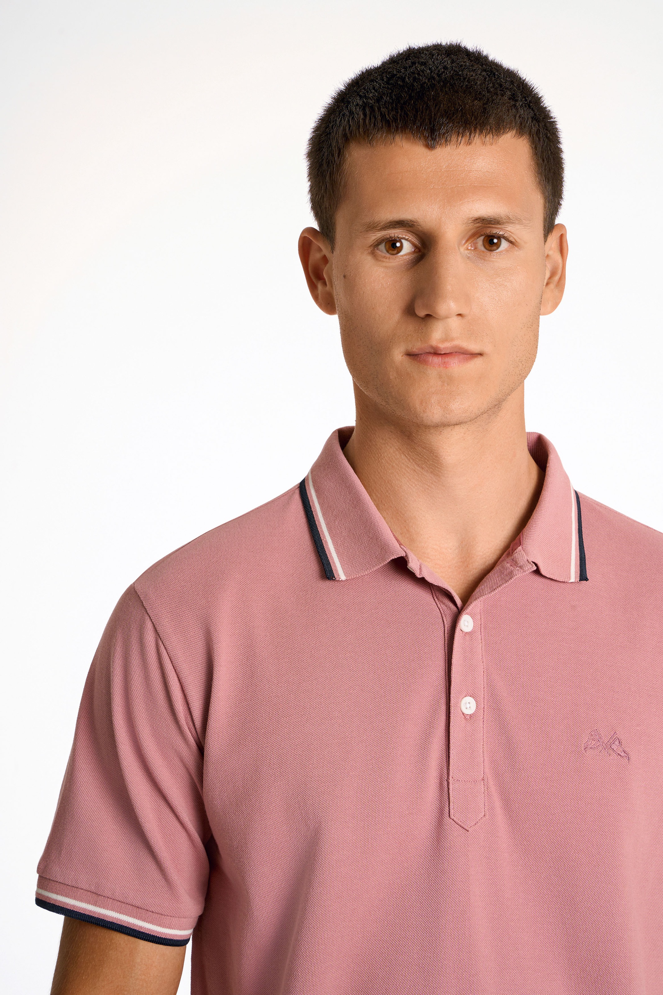 LINDBERGH Poloshirt, mit Logo-Stickerei und abgesetzten Bündchen