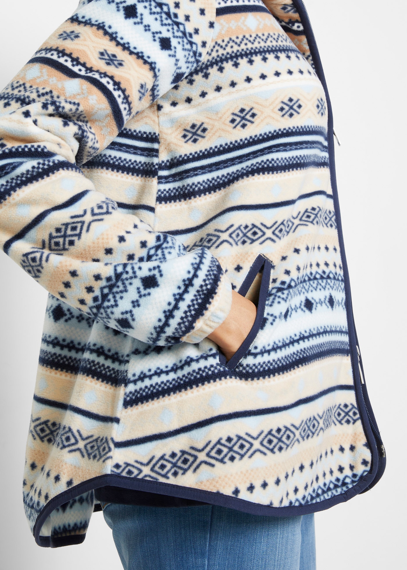 bonprix Fleecejacke »Kapuzen-Fleecejacke mit Norweger-Muster« mit Kapuze Kapuzen-Fleecejacke mit Norweger-Muster