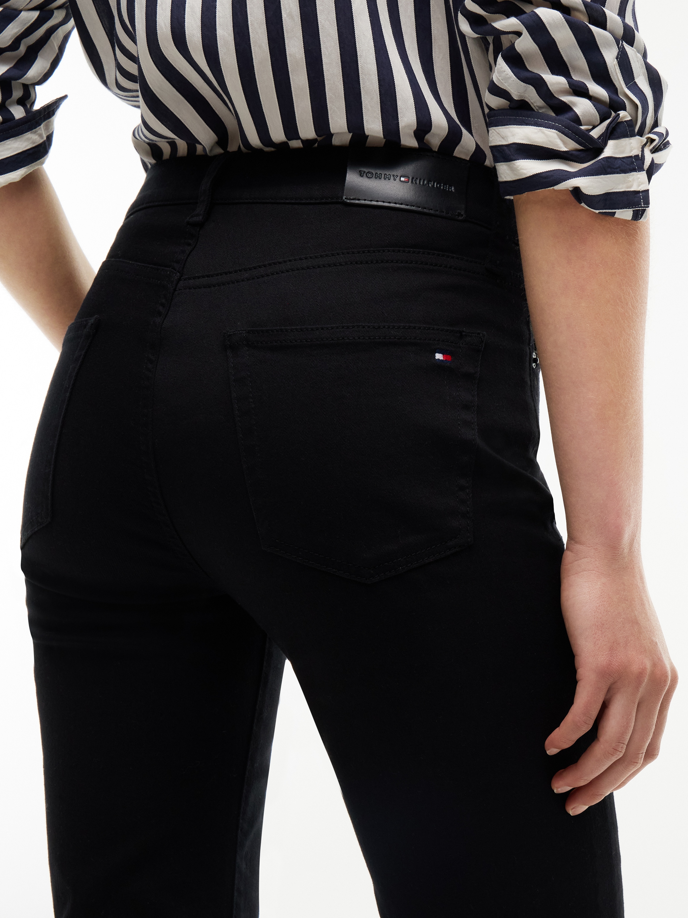 Tommy Hilfiger Bootcut-Jeans »LUNA MID RISE FLARE STAY BLACK« Baumwollmischung, in ausgestellter Form, mid waist