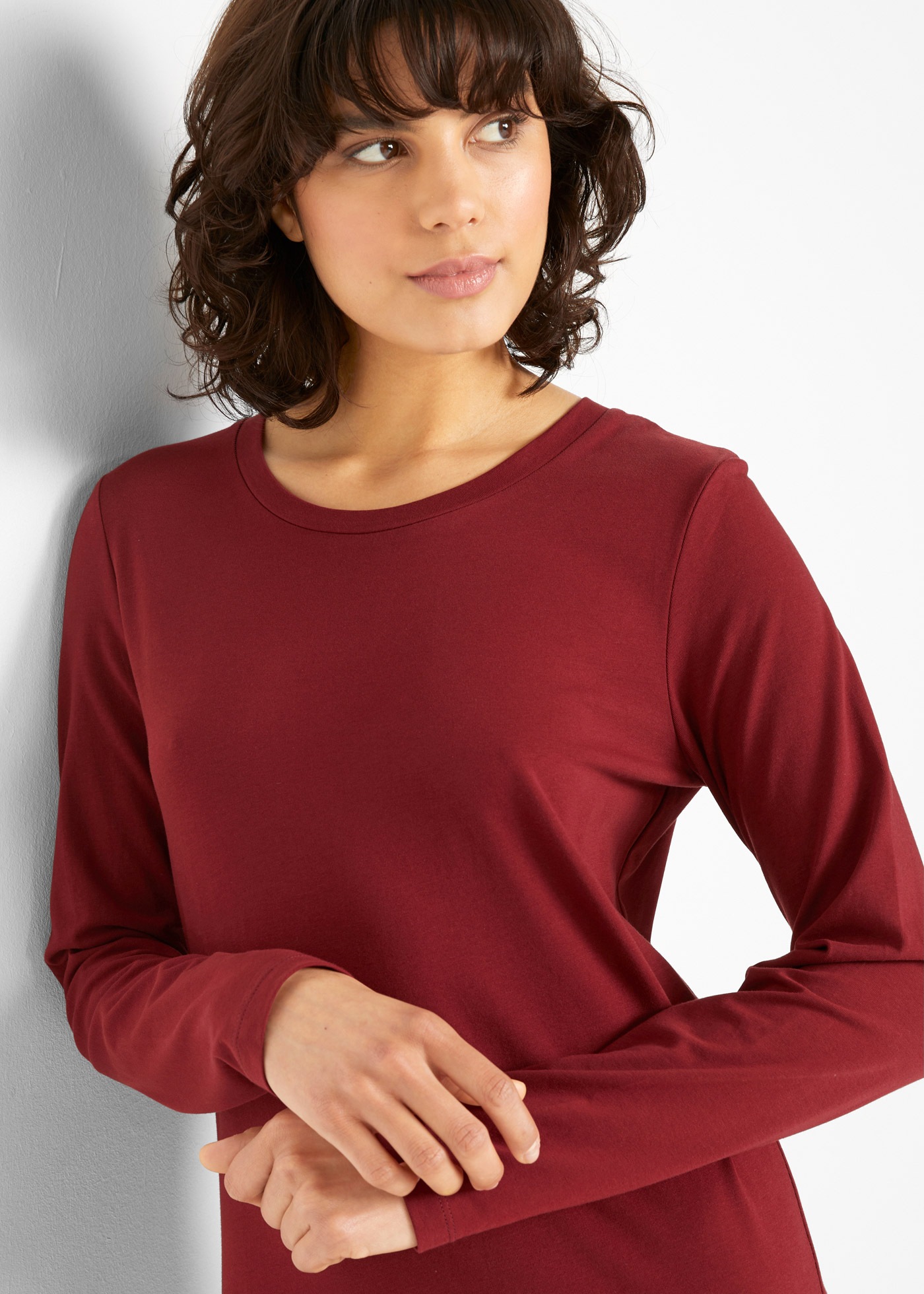 bonprix Jerseykleid »Figurbetontes Jerseykleid (2er Pack)« Packung, 2 Stk. tlg. für Alltag, schmale Passform, aus Baumwollmischung, kniefrei