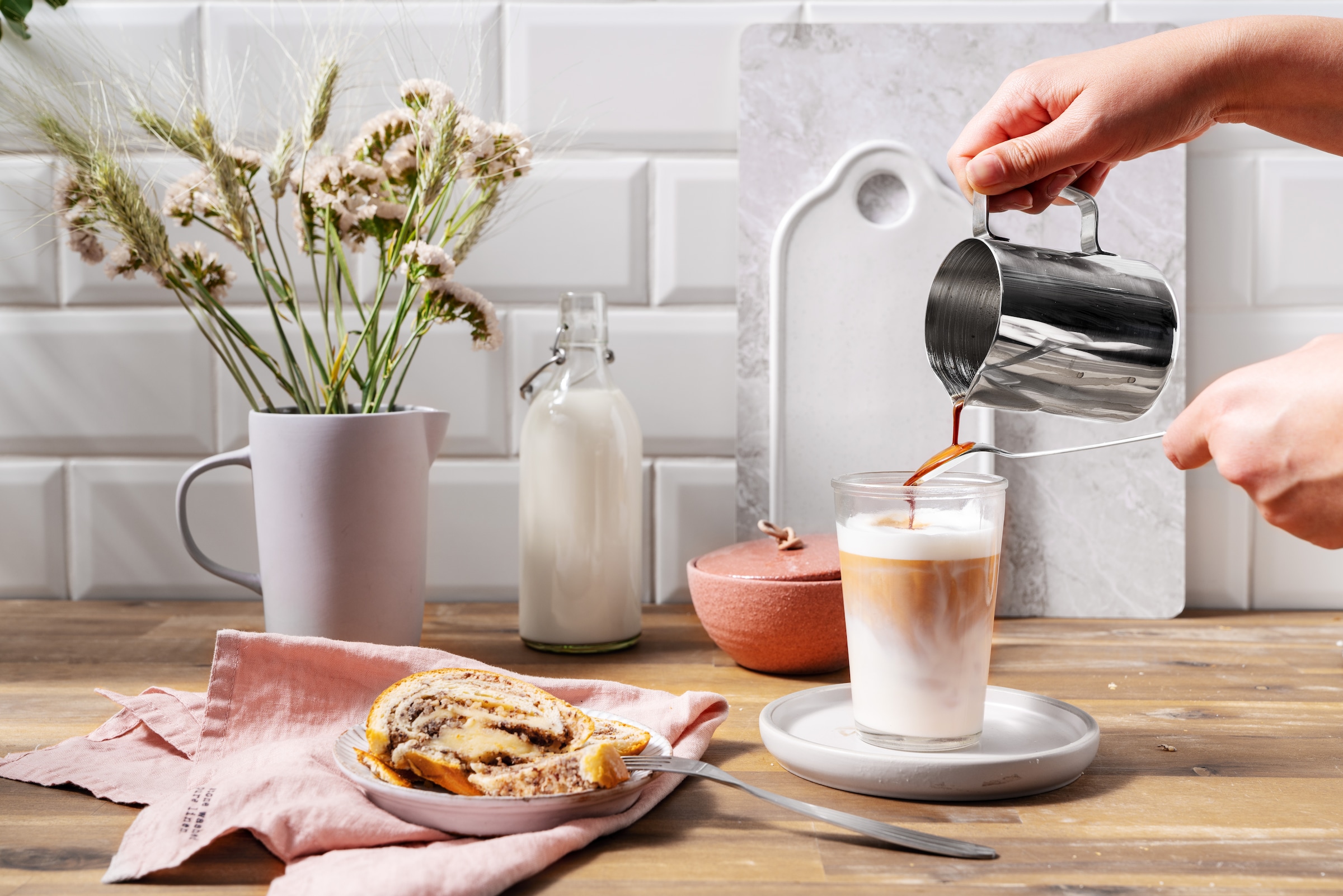 Gastroback Espressomaschine »42722 DESIGN ESPRESSO PICCOLO PRO M« mit integriertem, automatischem Milchaufschäumer