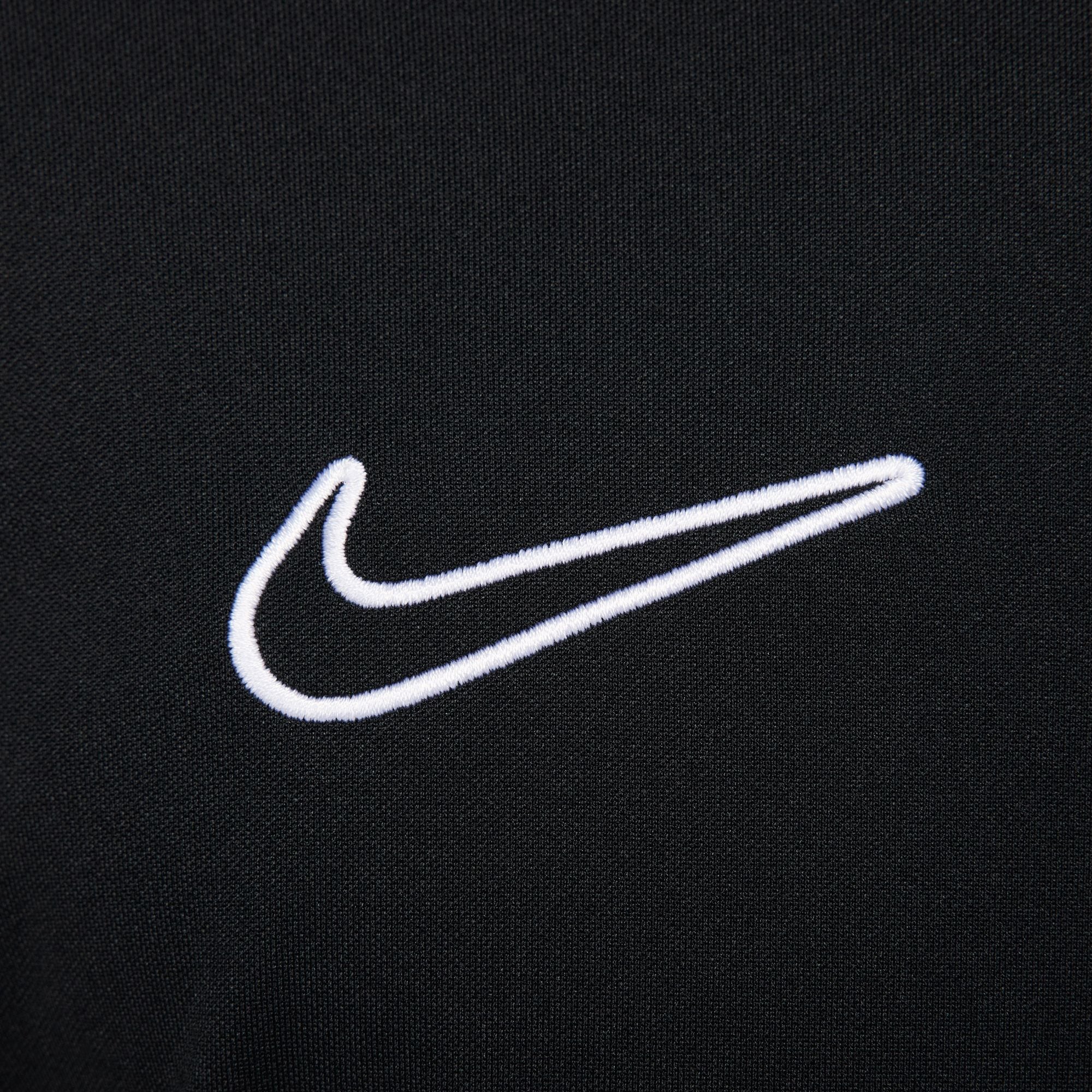 Nike Fußballtrikot »Nike Academy Men's Dri-FIT Soccer Drill Top« leichtes Drill-Oberteil, mit Viertelreißverschluss, schmale Passform
