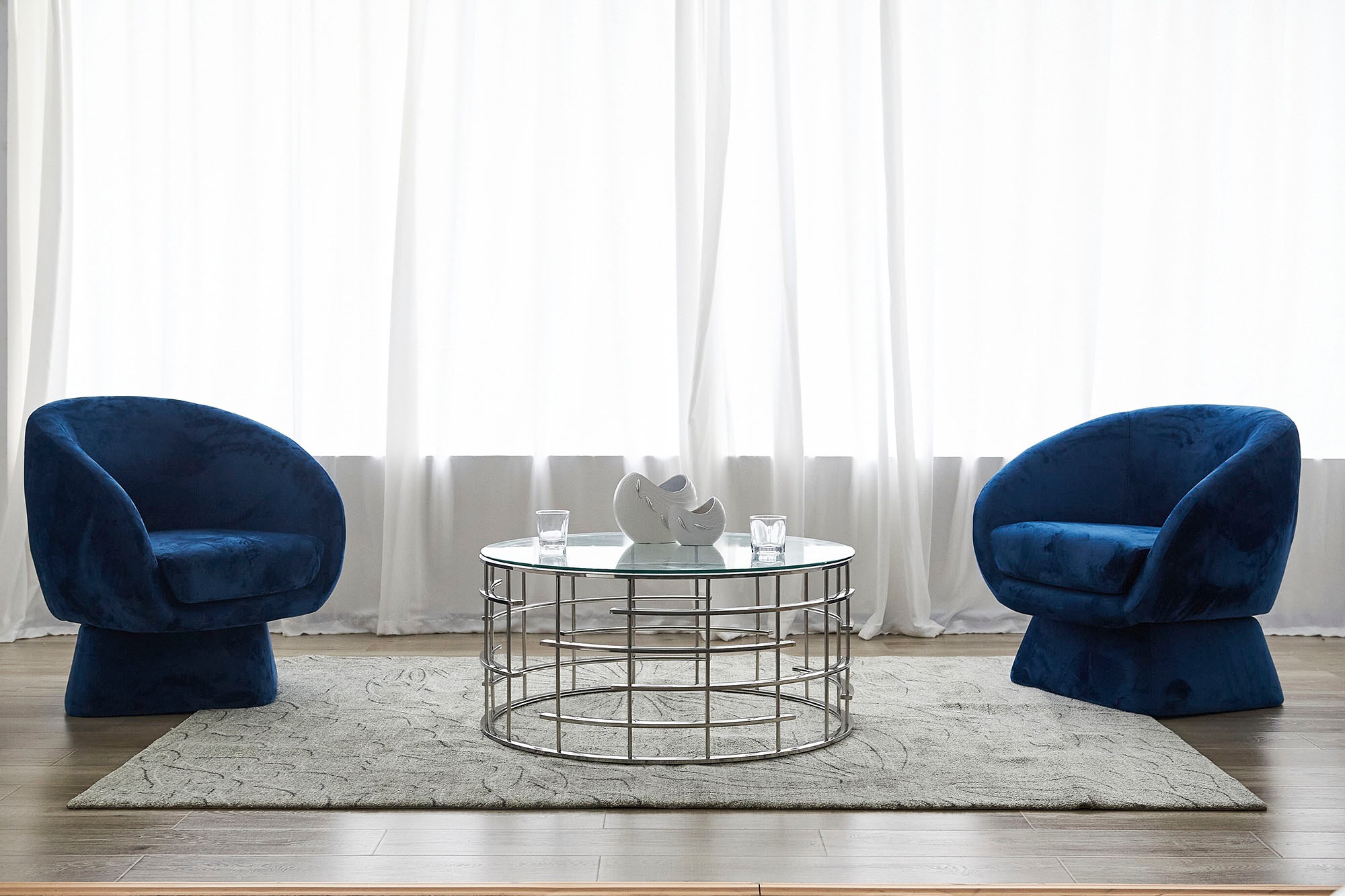 SalesFever Couchtisch »Glastisch: Stil und Funktionalität Wohnzimmertisch« Gestell gefertigt aus rostfreiem Edelstahl