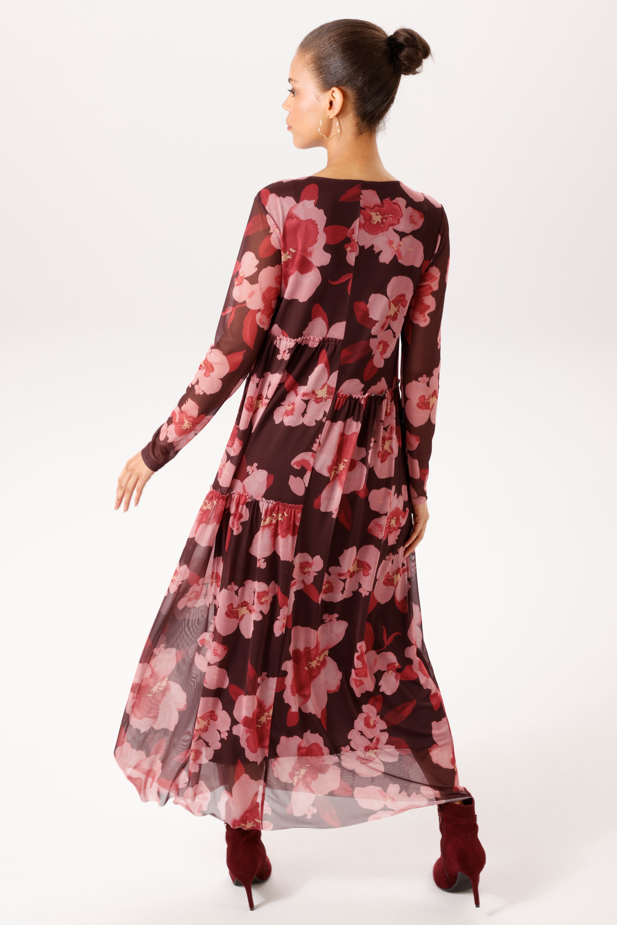 Aniston CASUAL Maxikleid mit dekorativen, großflächigen Blüten bedruckt - NEUE KOLLEKTION