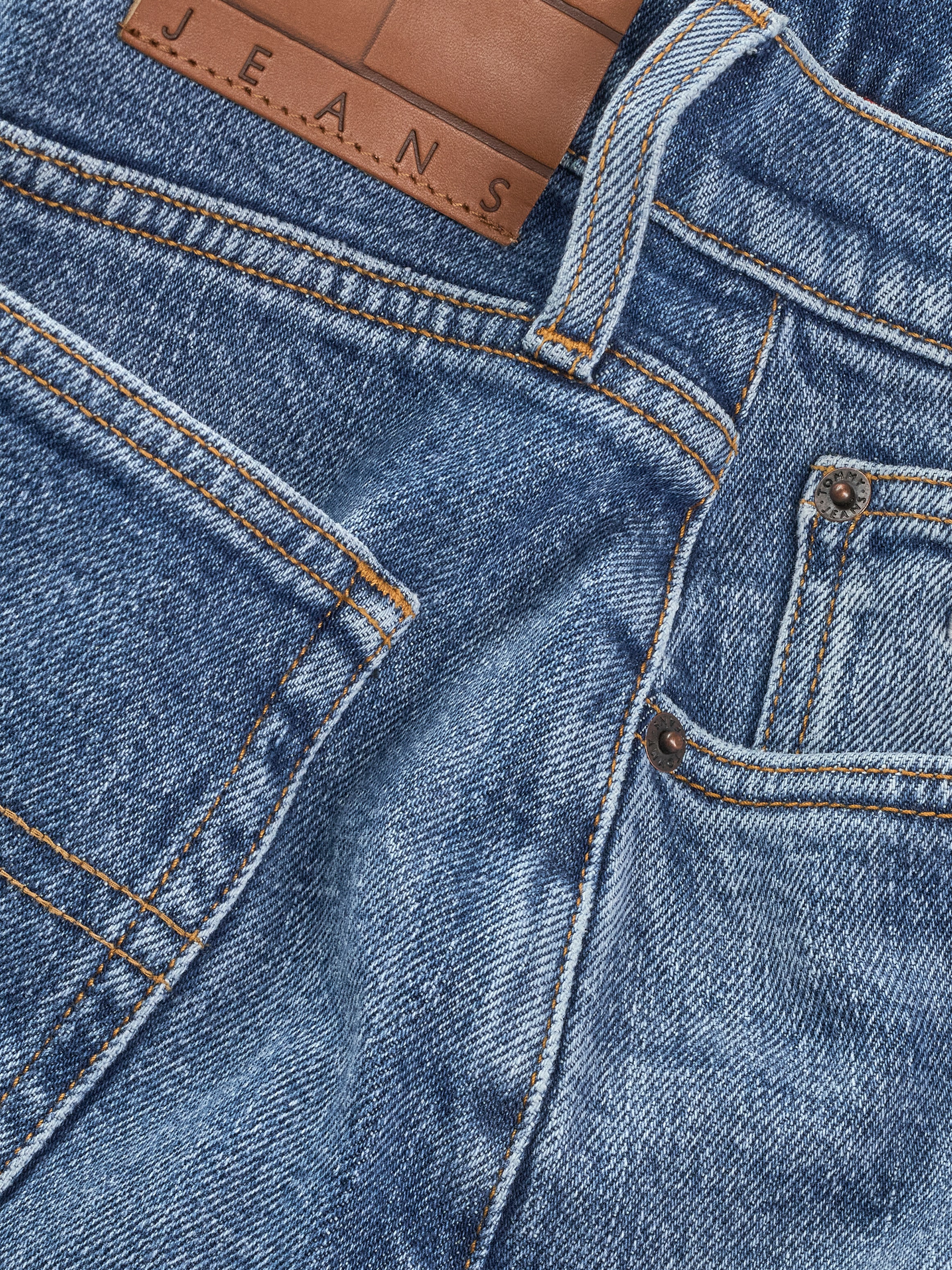 Tommy Jeans Jeansrock »MOM SKIRT BI0134«, mit Logo-Badge