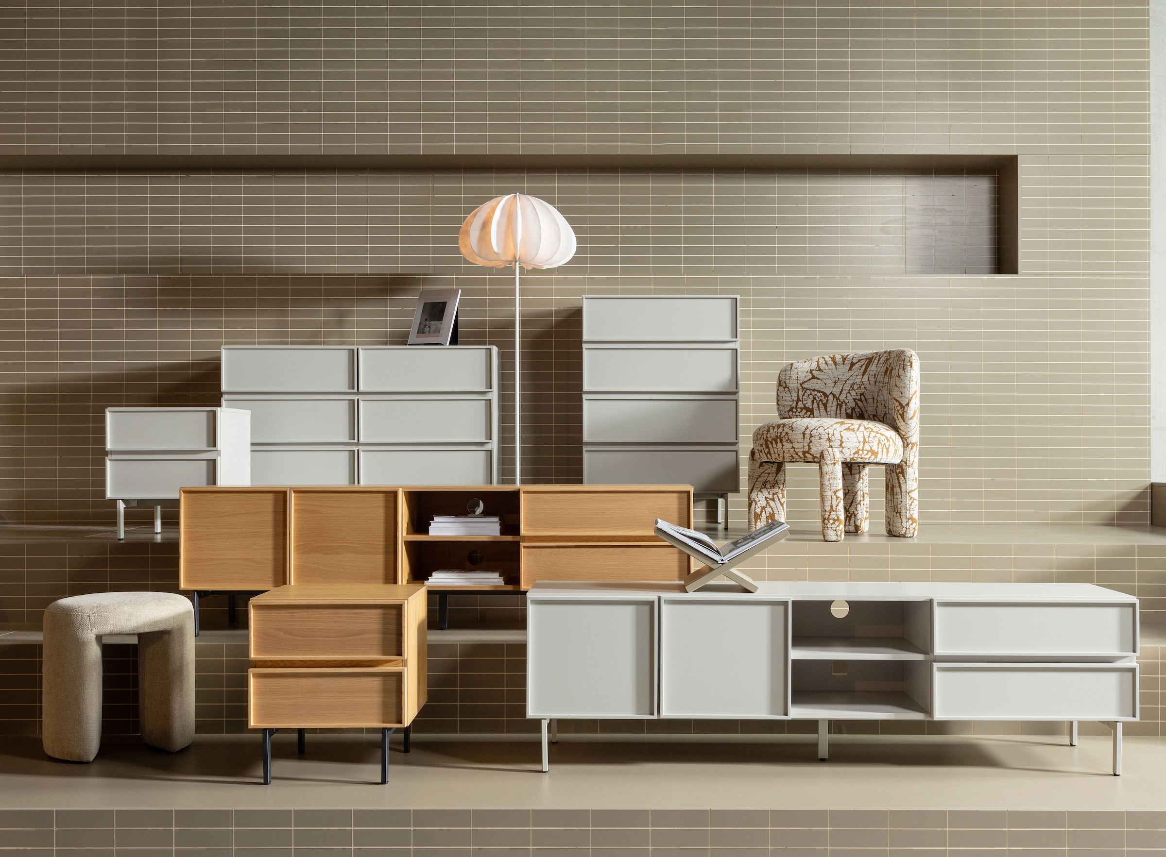 WOOOD Nachtkommode »Tours mit kompakter Ausführung und Melamin-MDF B 45 x T 42 x H 51 cm« Tragkraft Deckplatte 50 kg, kratz- und hitzebeständig