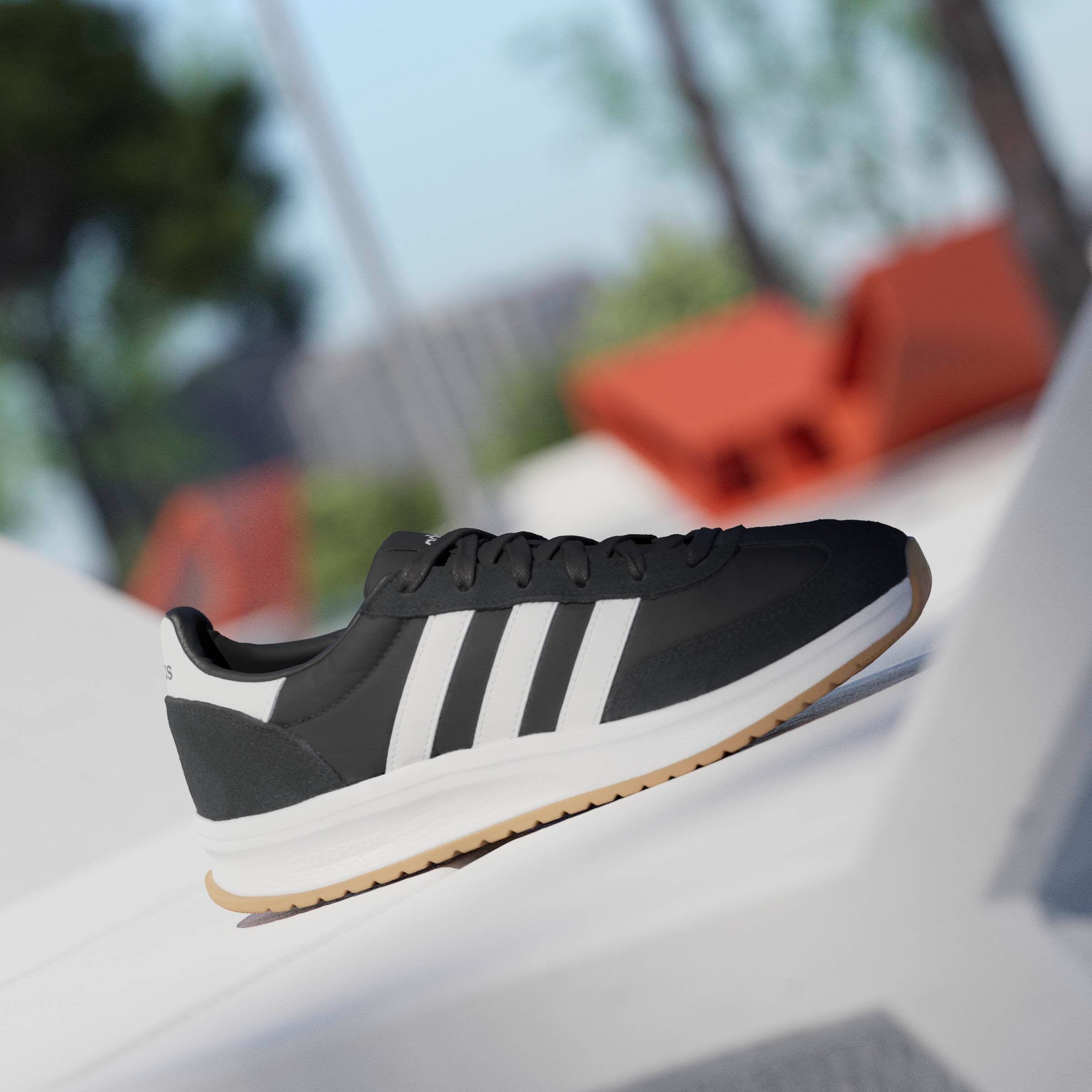 adidas Sportswear Sneaker »RUN 70S 2.0«  inspiriert vom Design des SL72