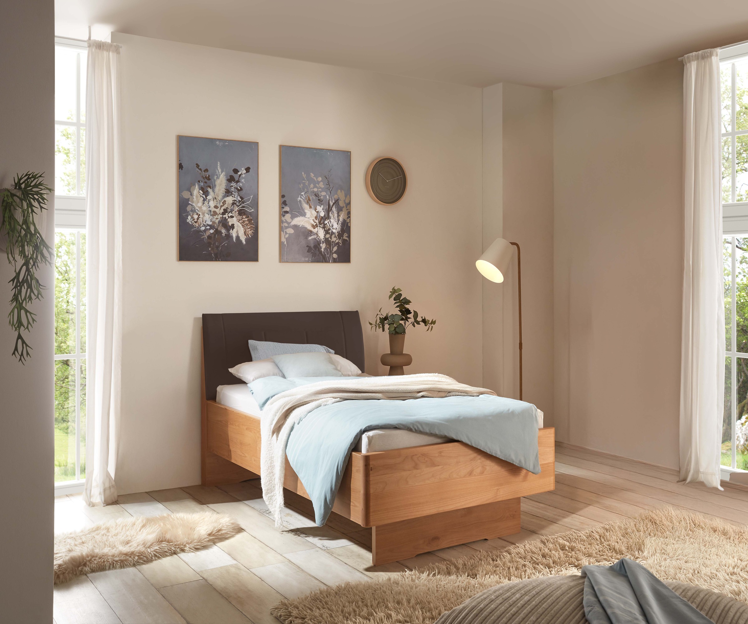 WIEMANN Holzbett »Cardiff, Bettgestell, Bettrahmen, teilmassiv, mit Polsterkopfteil« Belastbarkeit 110/220 Kg, 4-fache höhenverstellbar, MADE IN GERMANY,  Fußteil aus Massivholz, verschiedene Größen