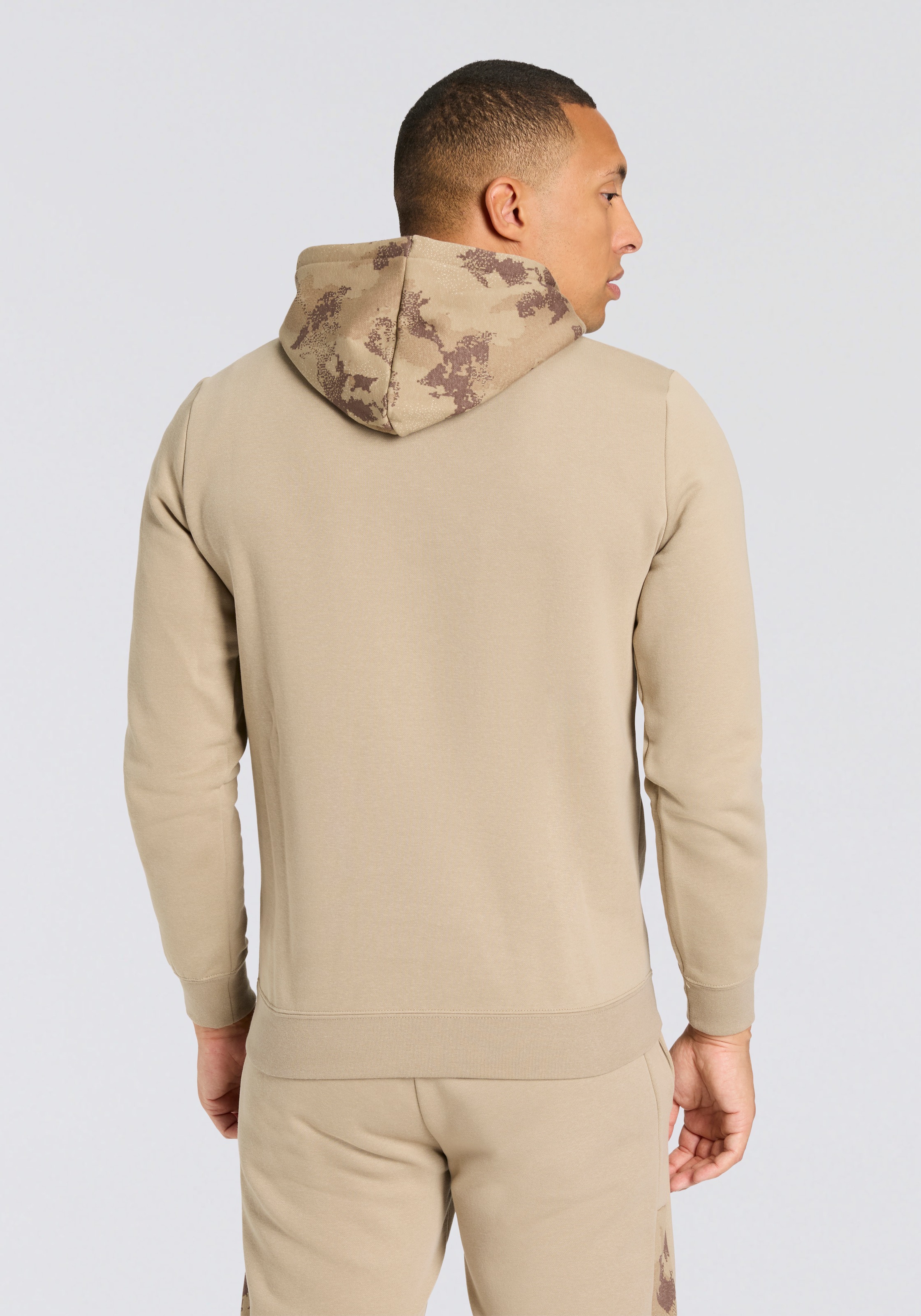 PUMA Kapuzensweatshirt »ESS CAMO HOODIE FL«
