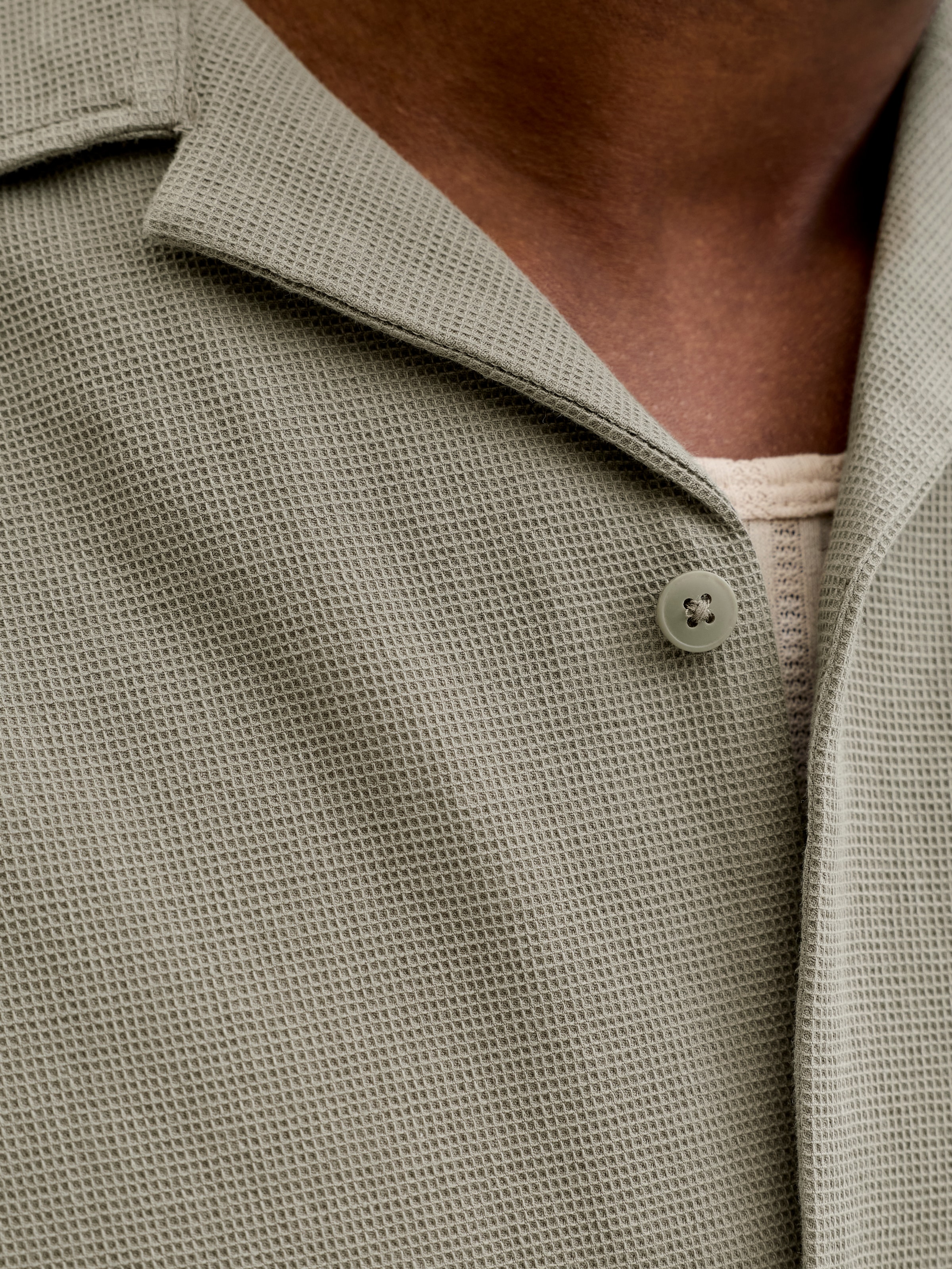 Jack & Jones Kurzarmhemd »JJGLOBAL WAFFLE RESORT SHIRT SS« mit Resort Kragen