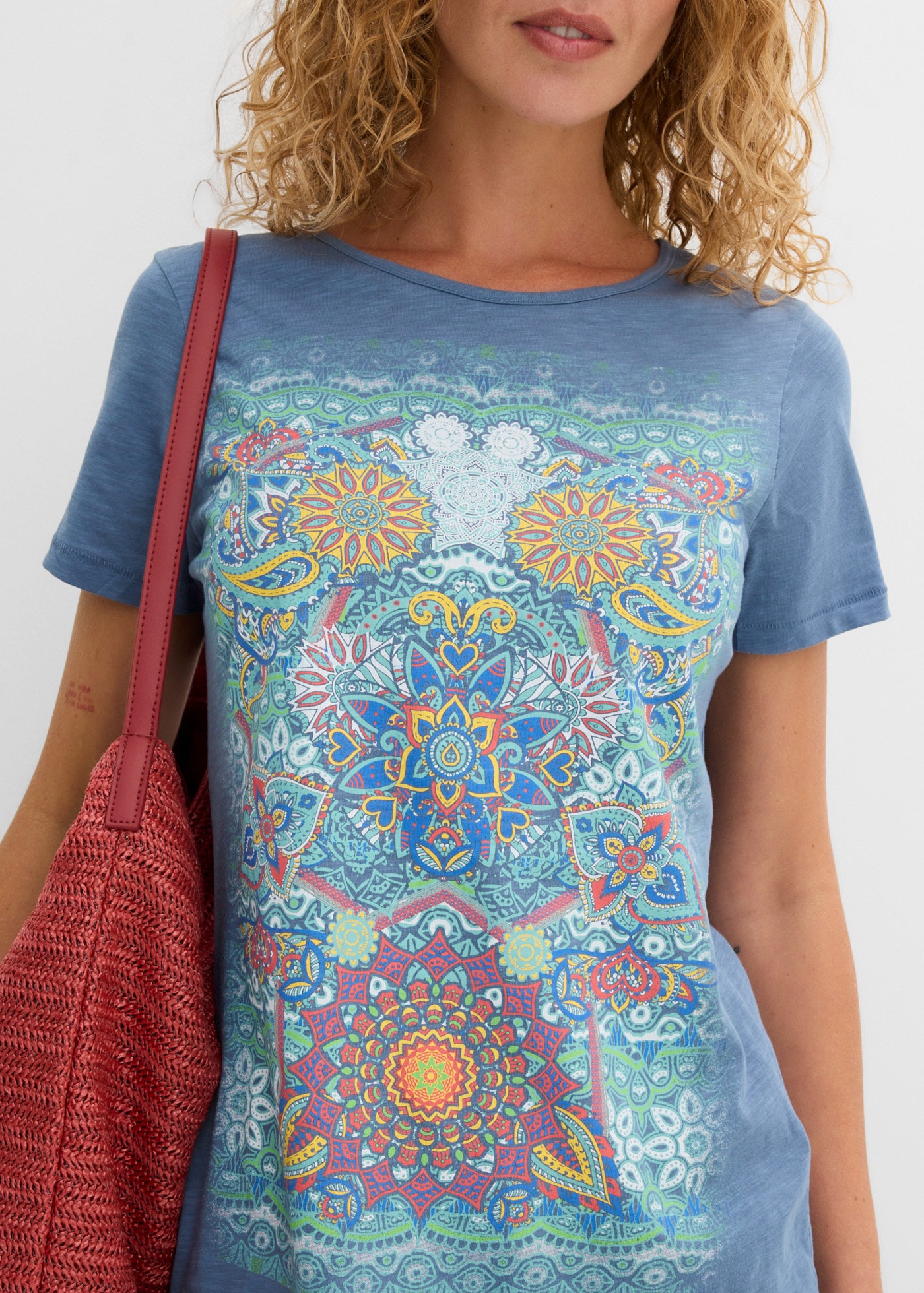 bonprix T-Shirt »T-Shirt aus reiner Baumwolle« Regular Fit, Kurzarm, aus Baumwolle, mit farbenfrohem Print
