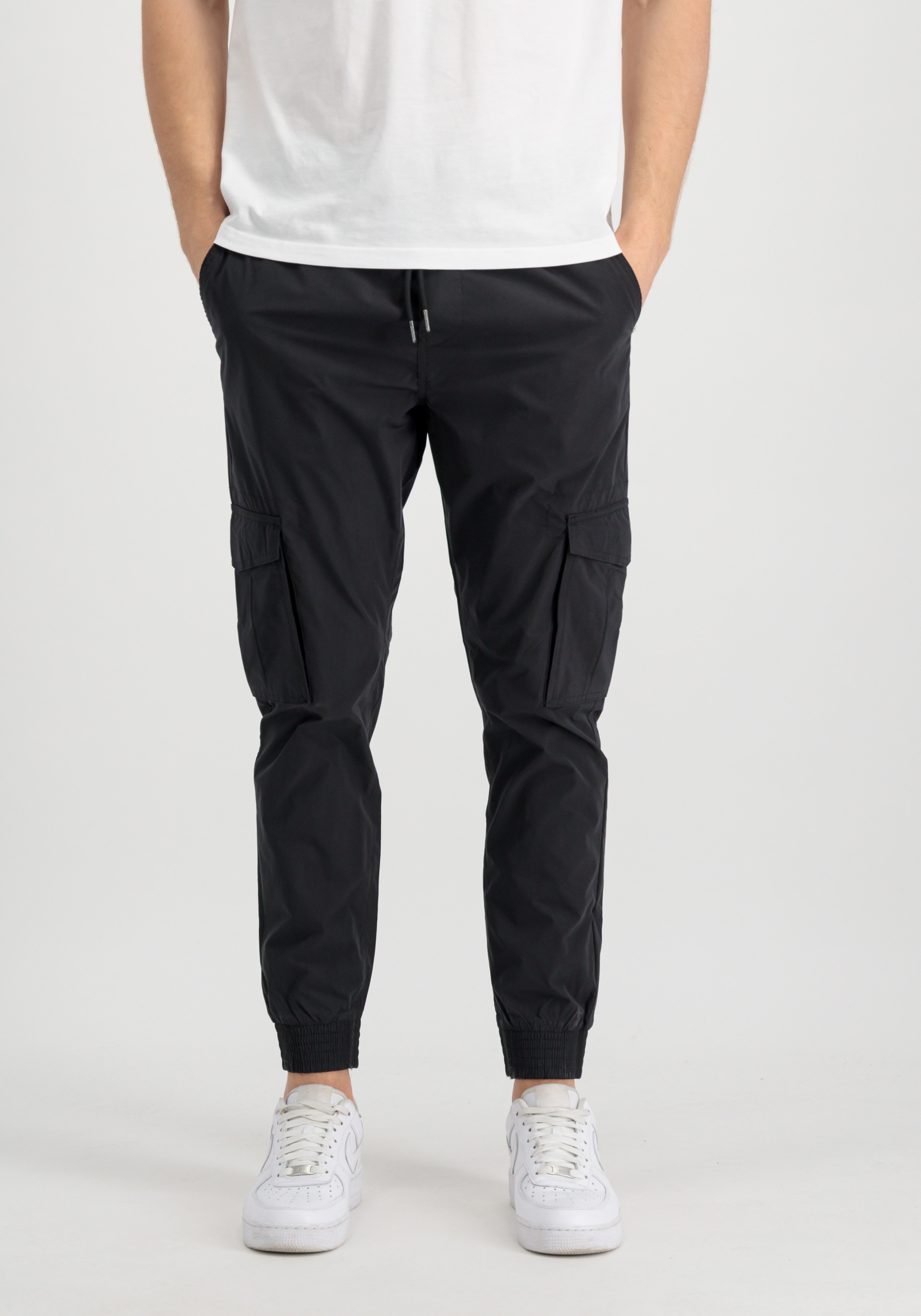 Alpha Industries Jogginghose »Nylon Cargo Jogger lange Jogginghose«