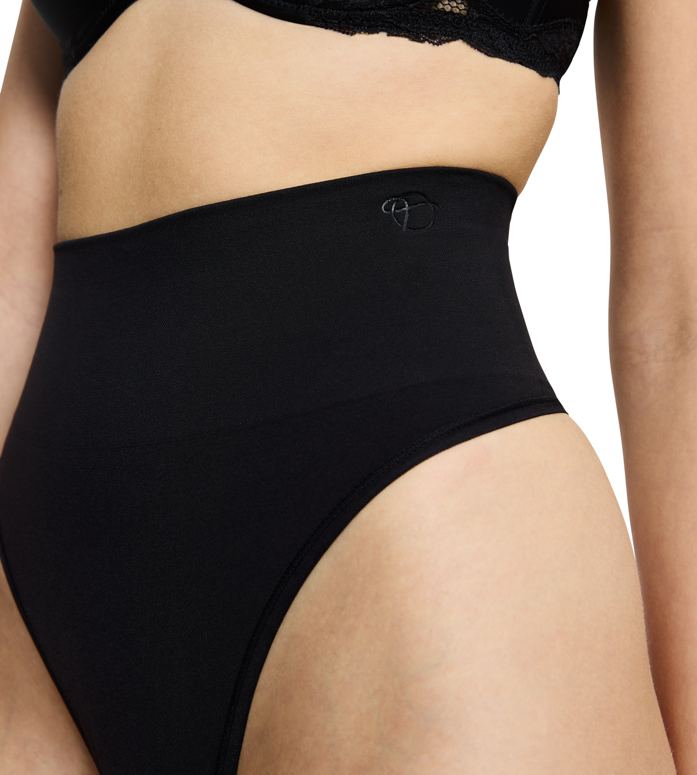 Triumph Shapingslip »Soft Sculpt«, nahtlos, formend, leichter Bauchweg-Effekt, hoher Beinausschnitt